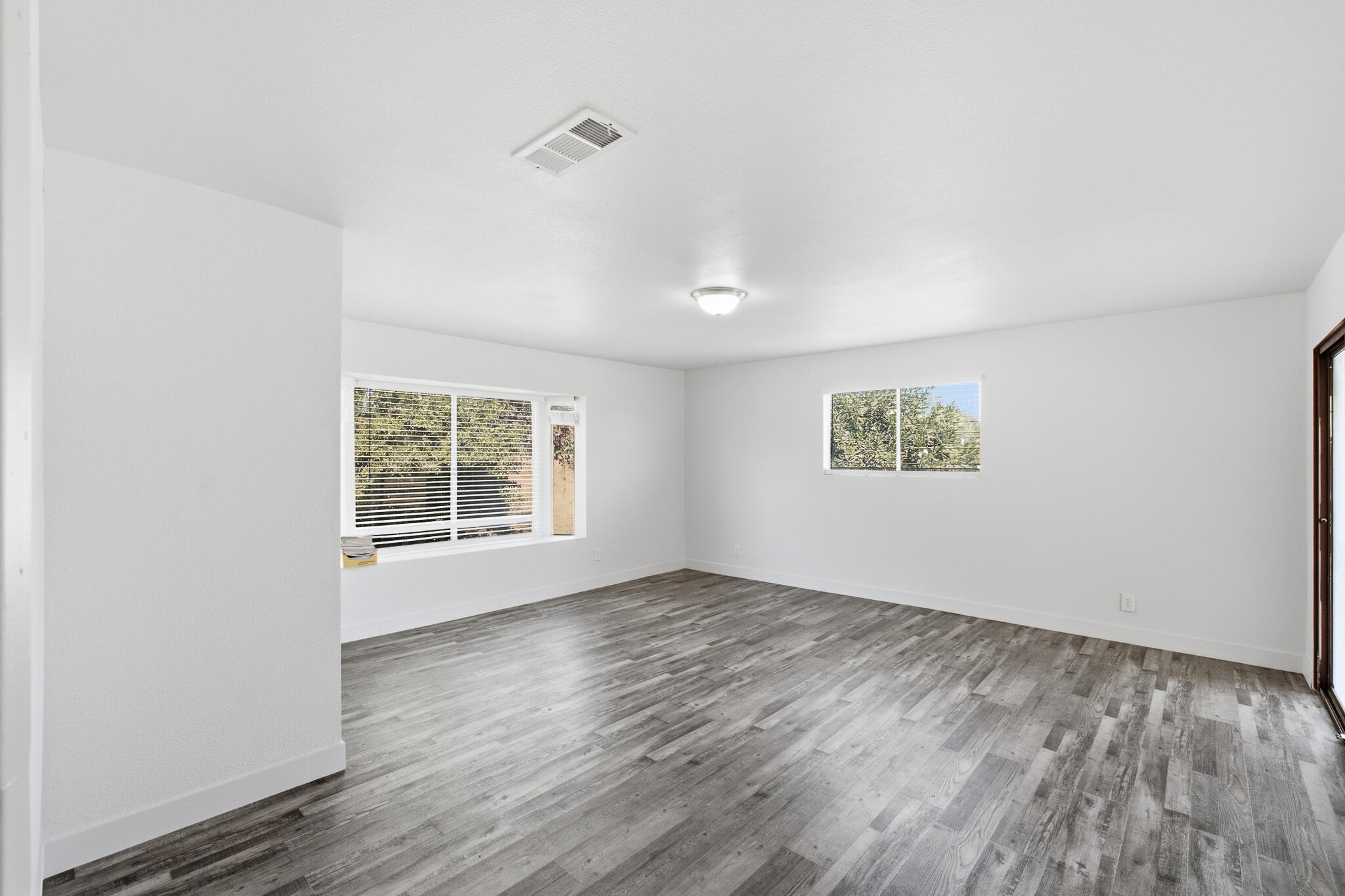 24606 Rd 212, Lindsay, CA 93247