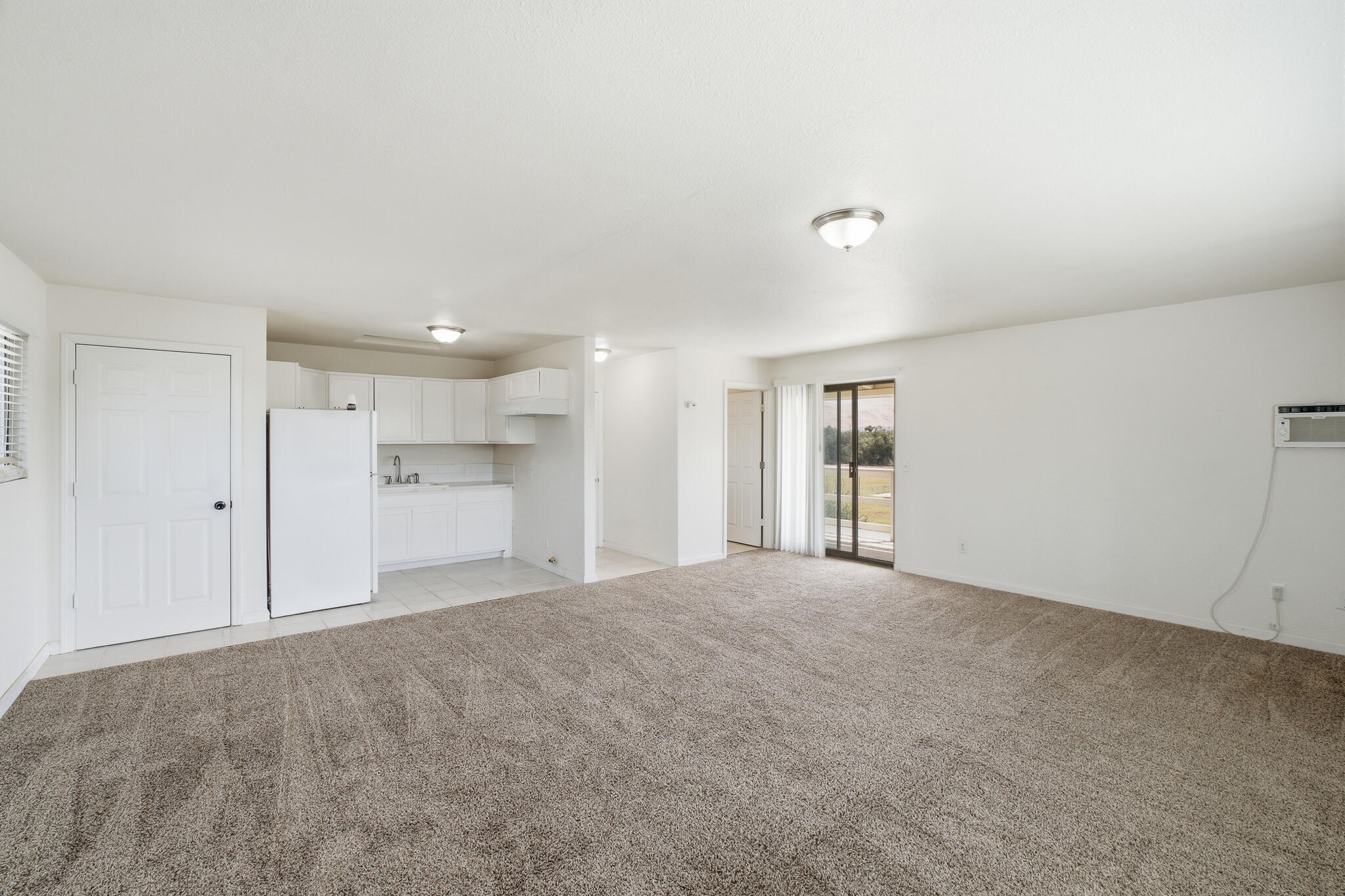 24606 Rd 212, Lindsay, CA 93247
