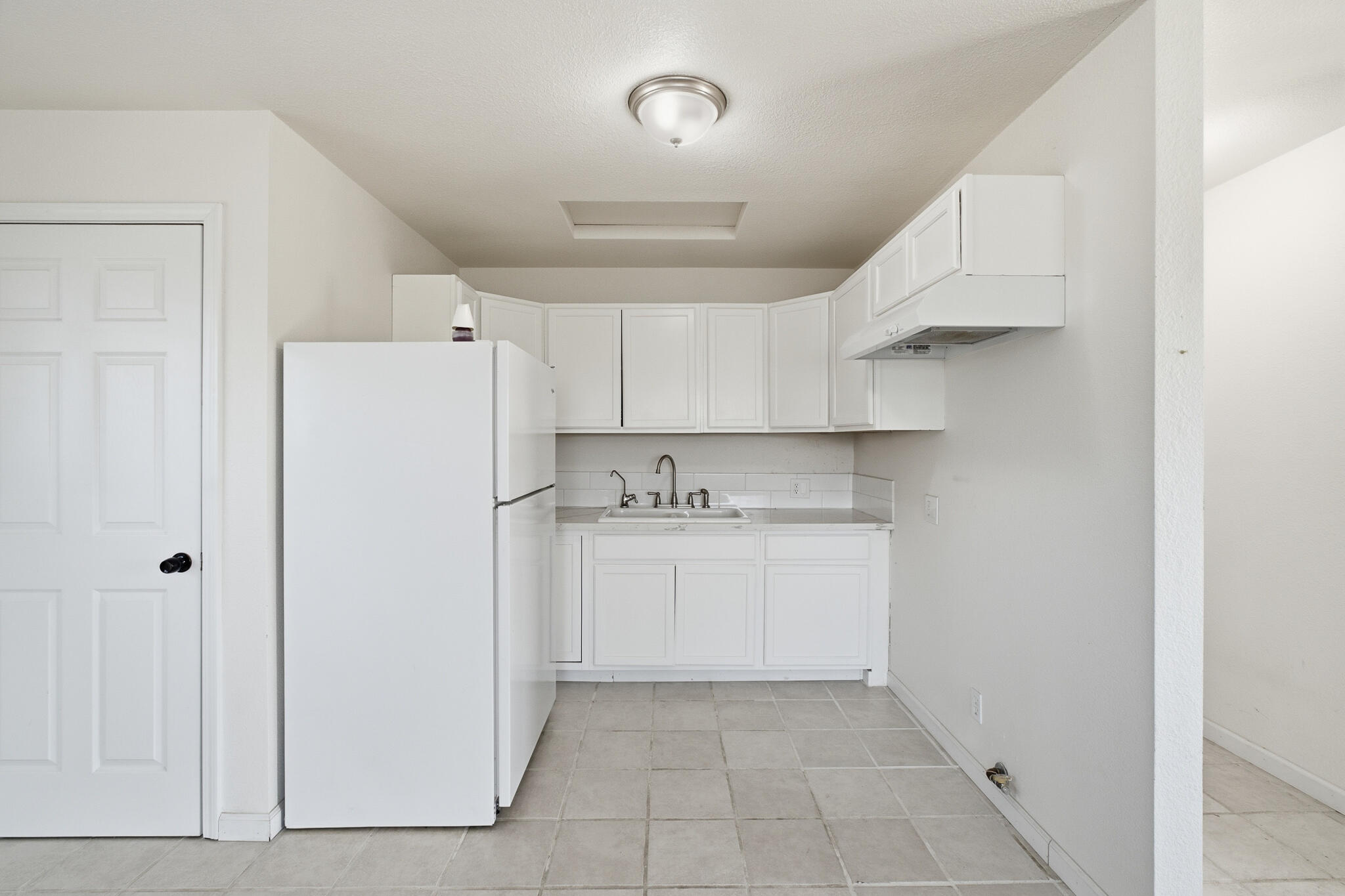 24606 Rd 212, Lindsay, CA 93247