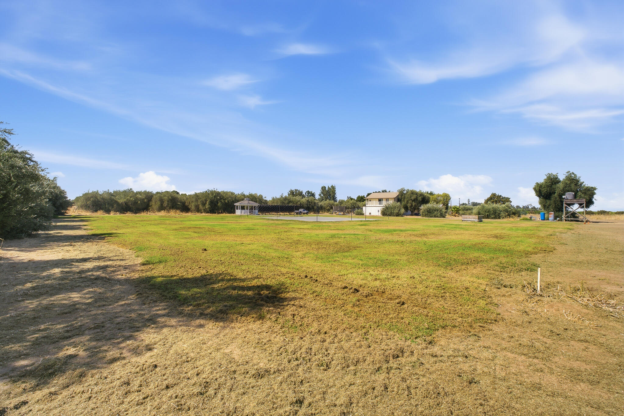 24606 Rd 212, Lindsay, CA 93247