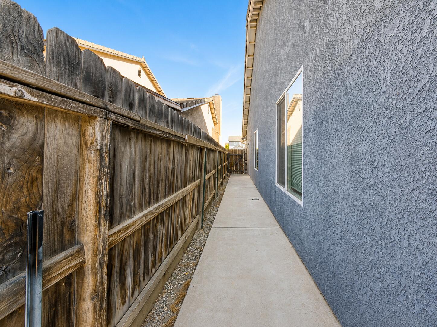 1140 Bargetto Ct, Tulare, CA 93274