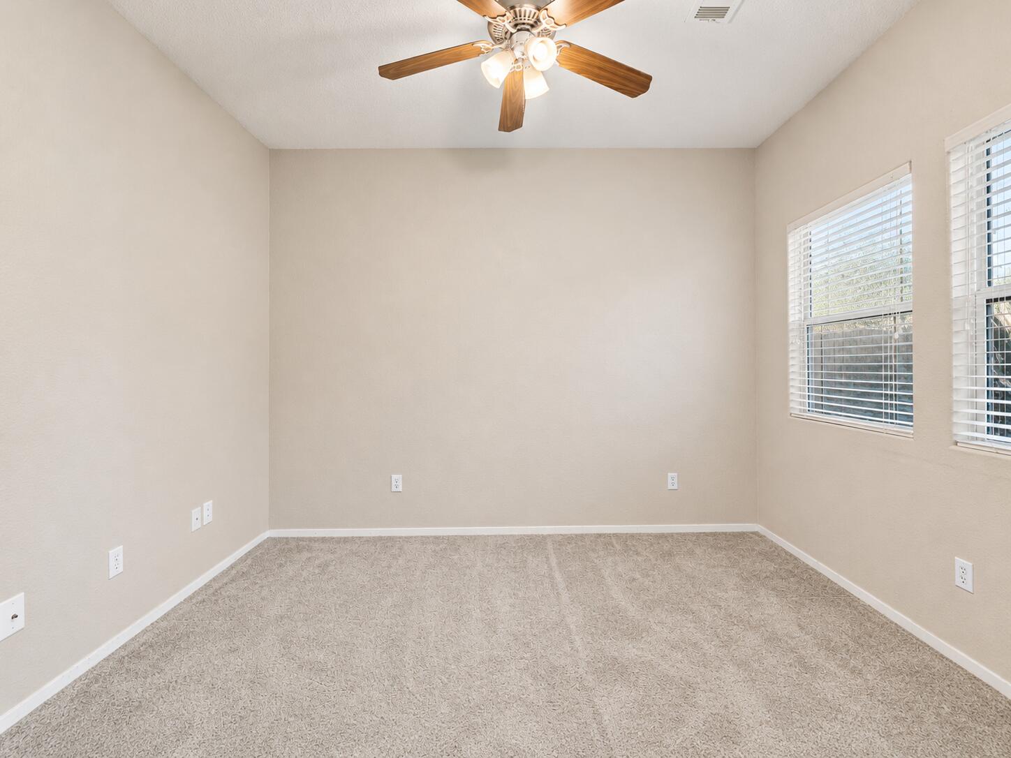 1140 Bargetto Ct, Tulare, CA 93274