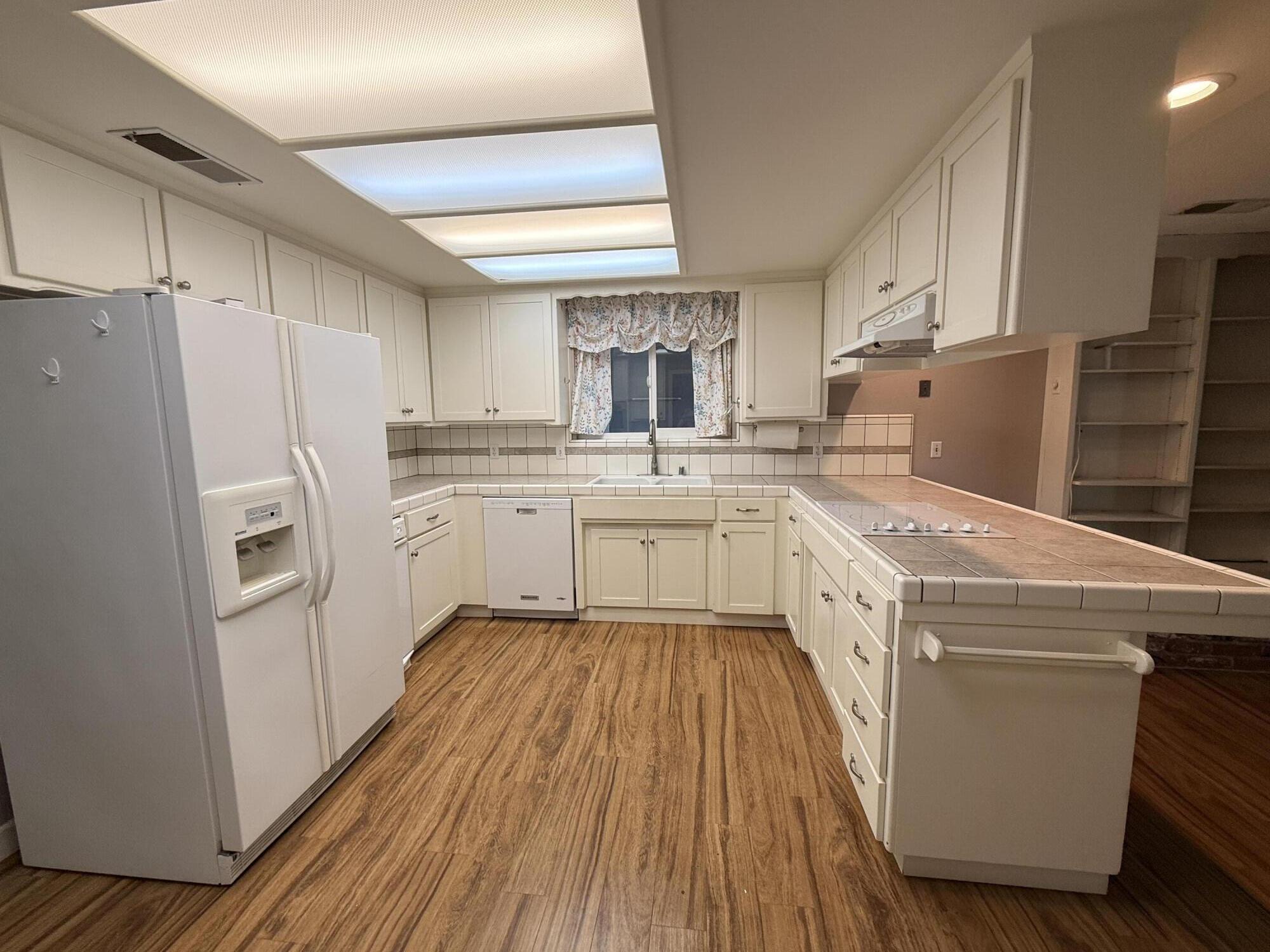 3141 S Vintage St, Visalia, CA 93277
