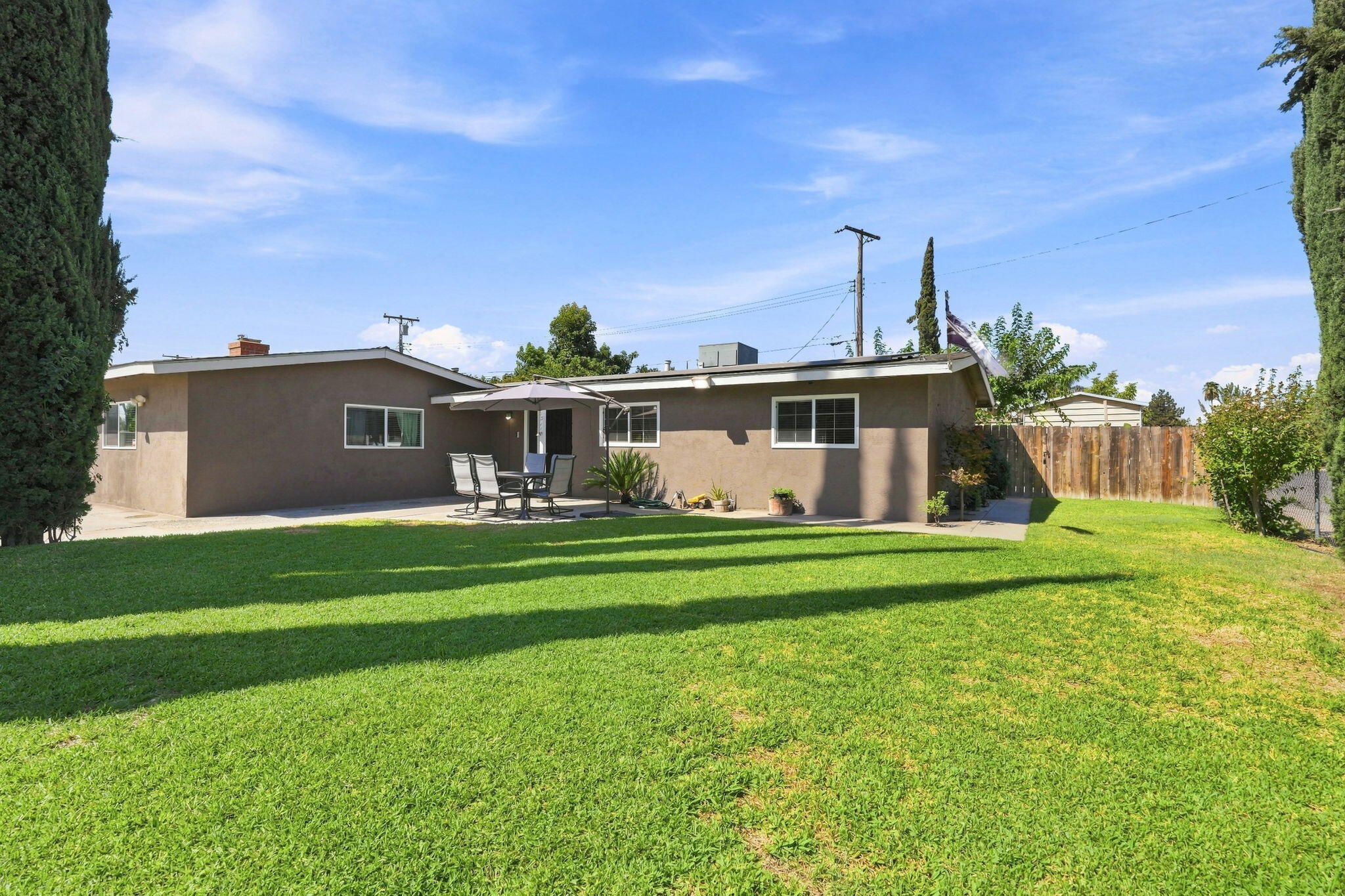 1311 N Cain, Visalia, CA 93292