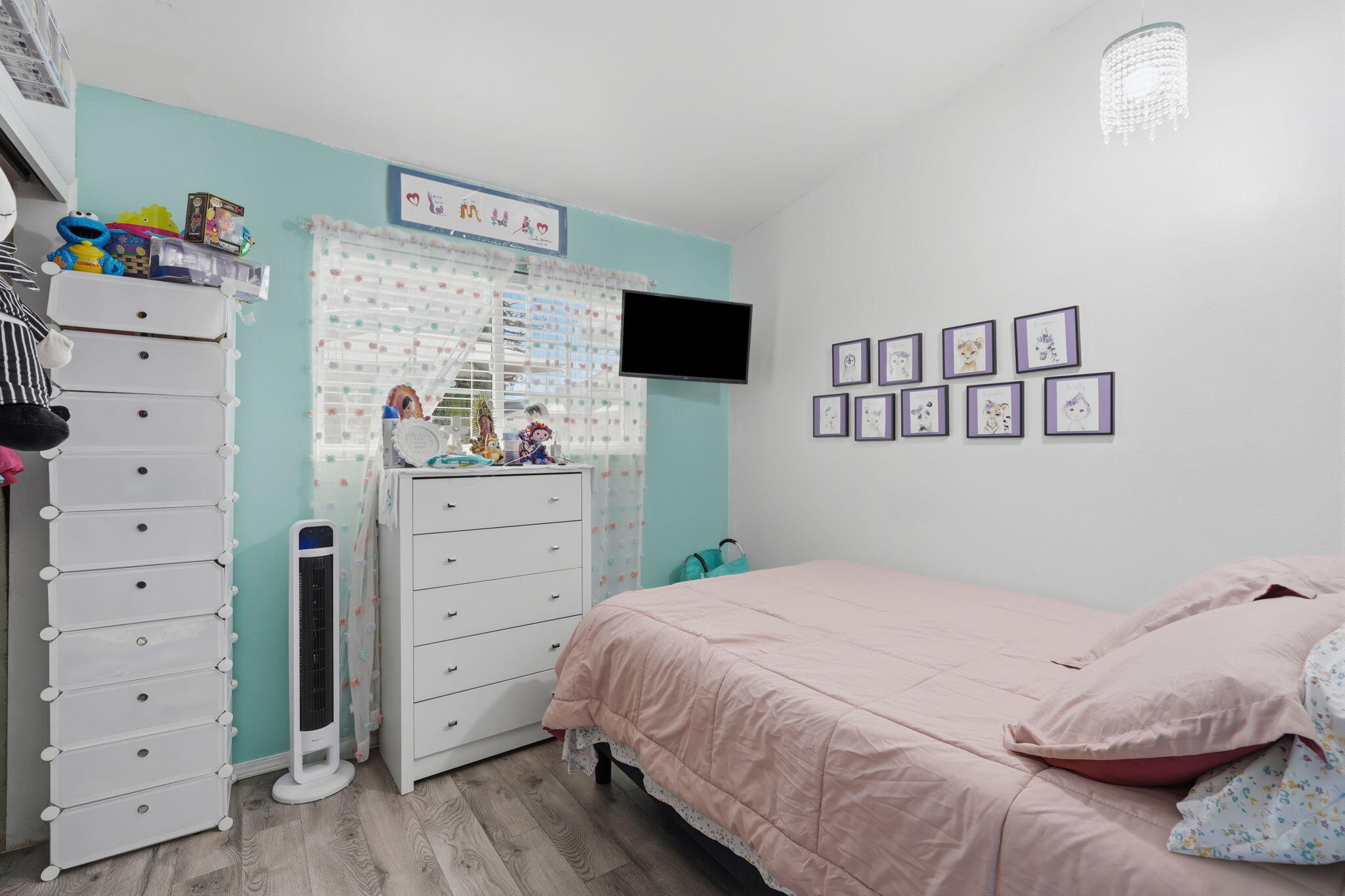 1311 N Cain, Visalia, CA 93292