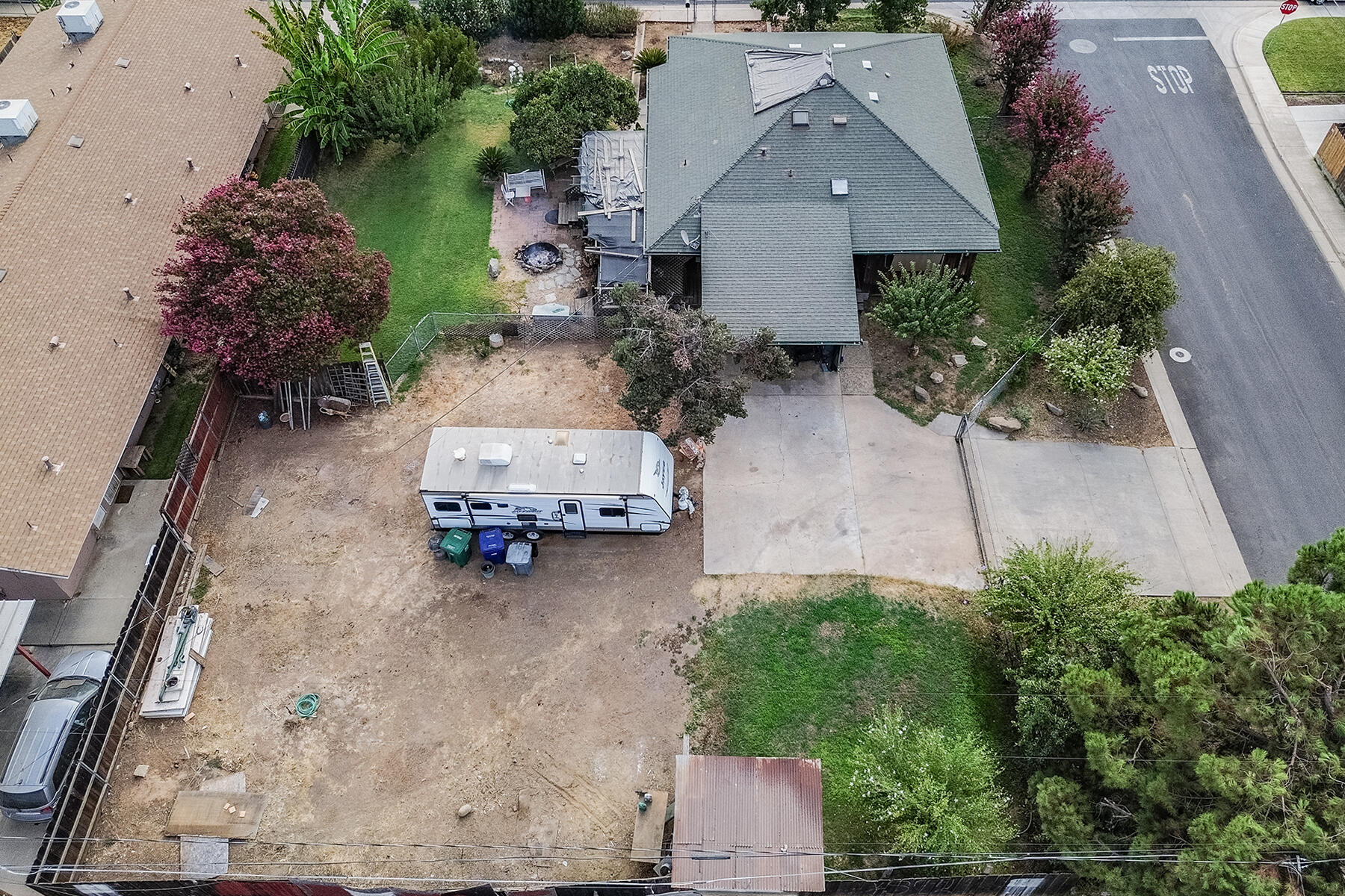 195 S Magnolia St, Woodlake, CA 93286