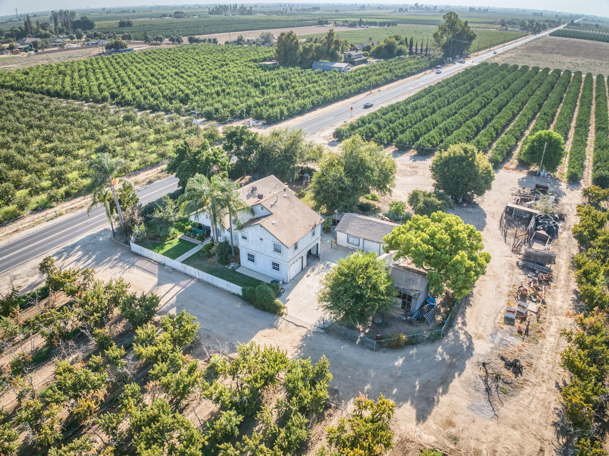 7522 Avenue 408, Dinuba, CA 93618