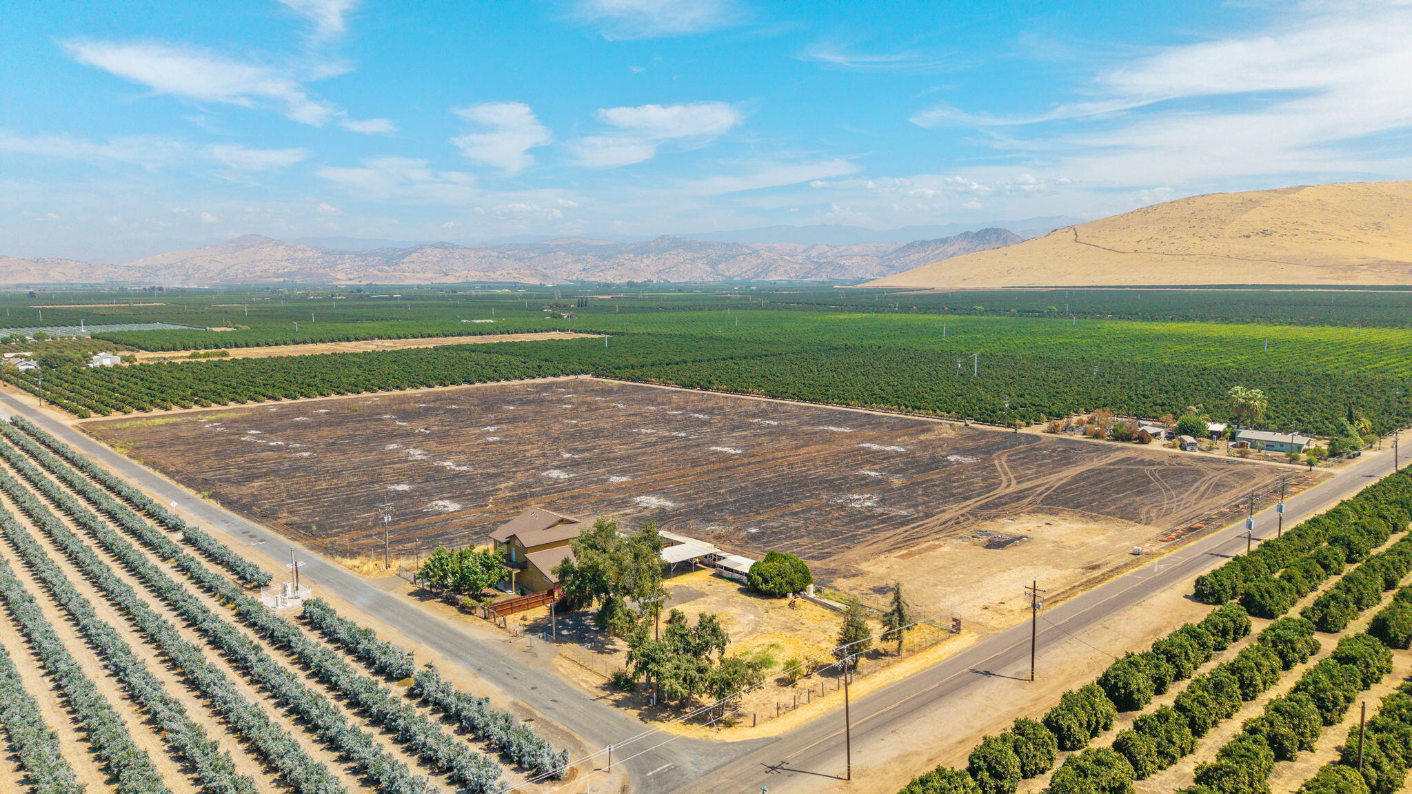 14010 Avenue 400, Cutler, CA 93615