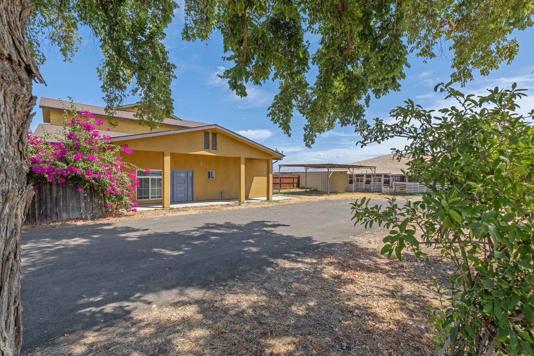 14010 Avenue 400, Cutler, CA 93615