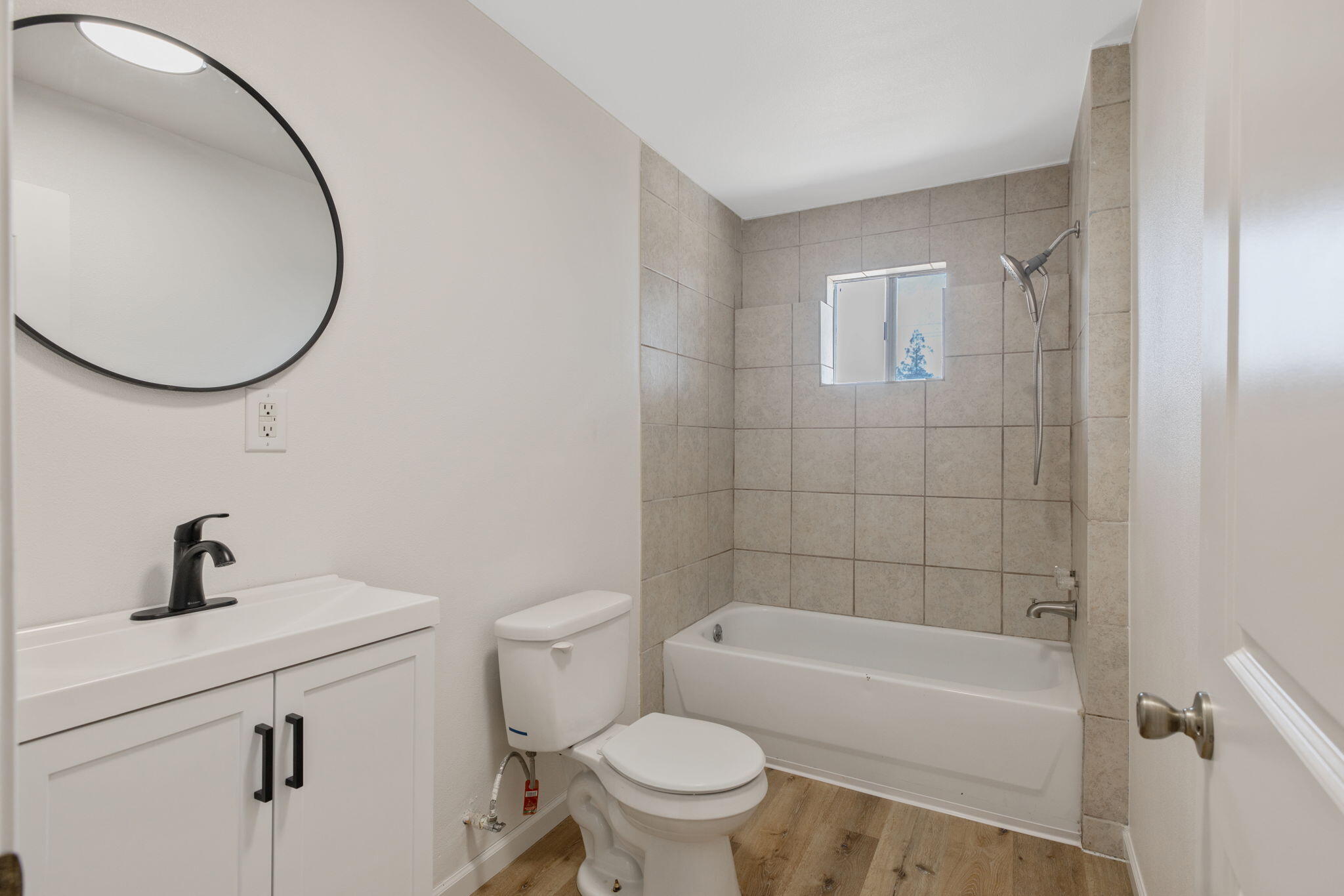 14010 Avenue 400, Cutler, CA 93615
