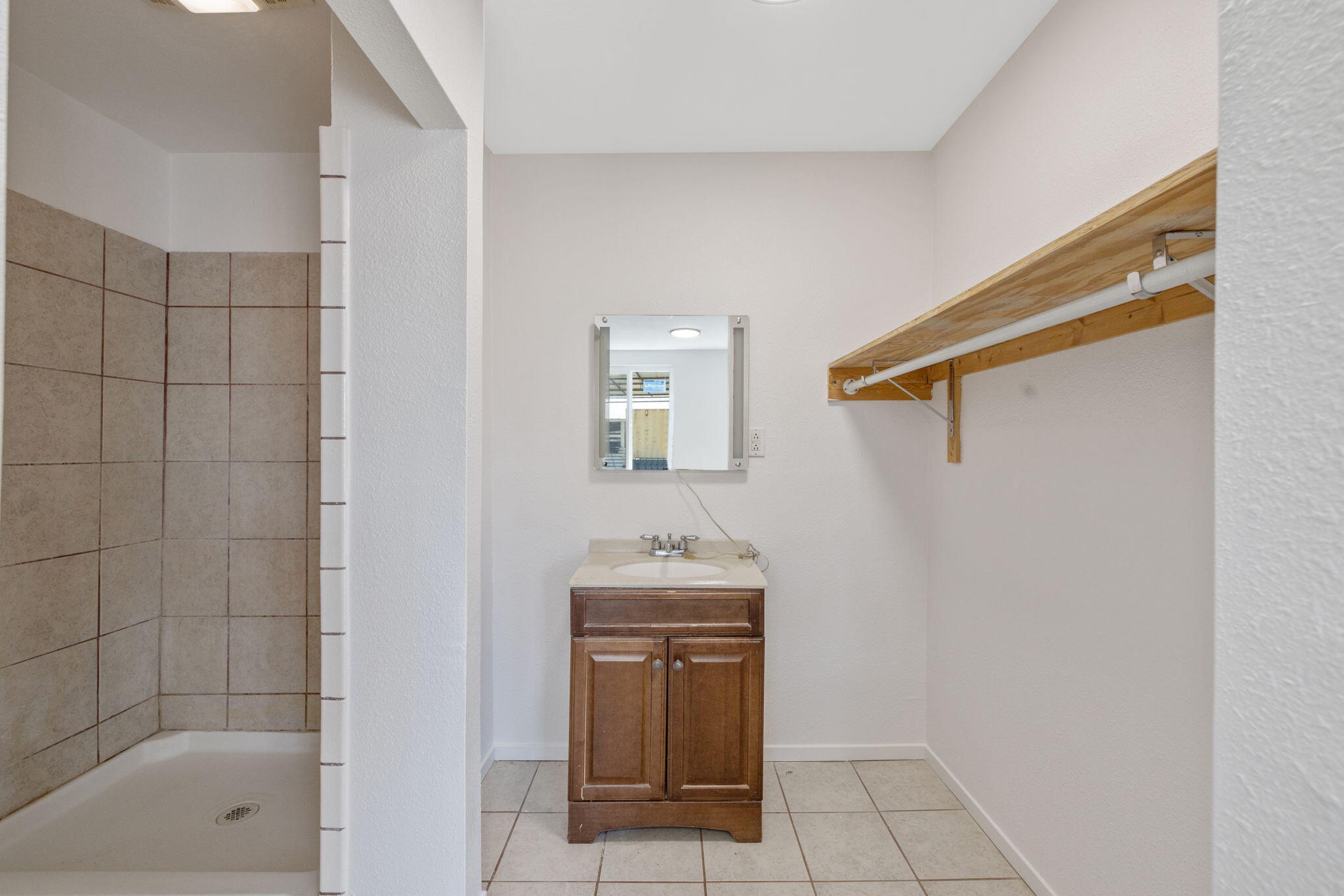 14010 Avenue 400, Cutler, CA 93615