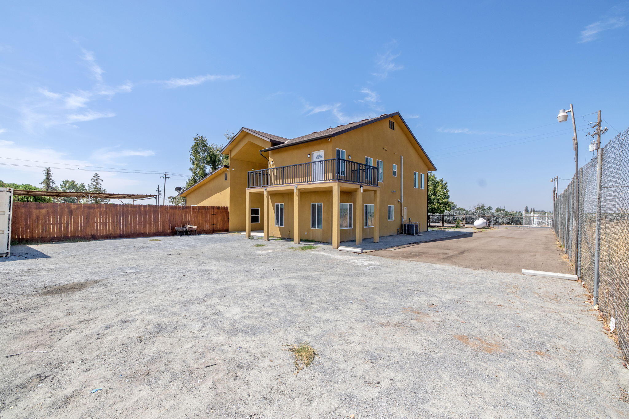 14010 Avenue 400, Cutler, CA 93615