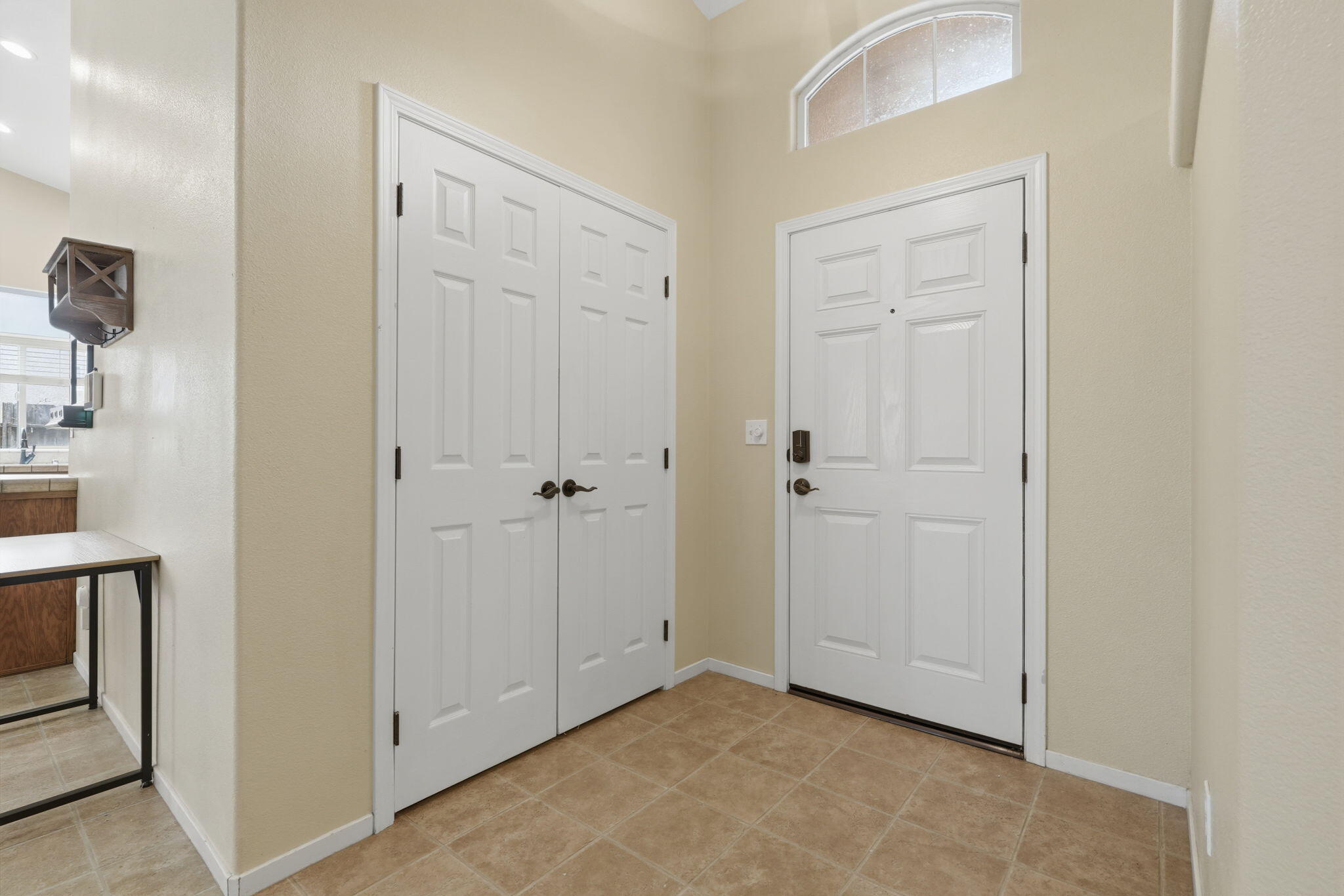 4225 W Ceres Ct, Visalia, CA 93291