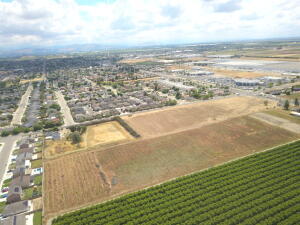 7116 Avenue 416, Dinuba, CA 93618
