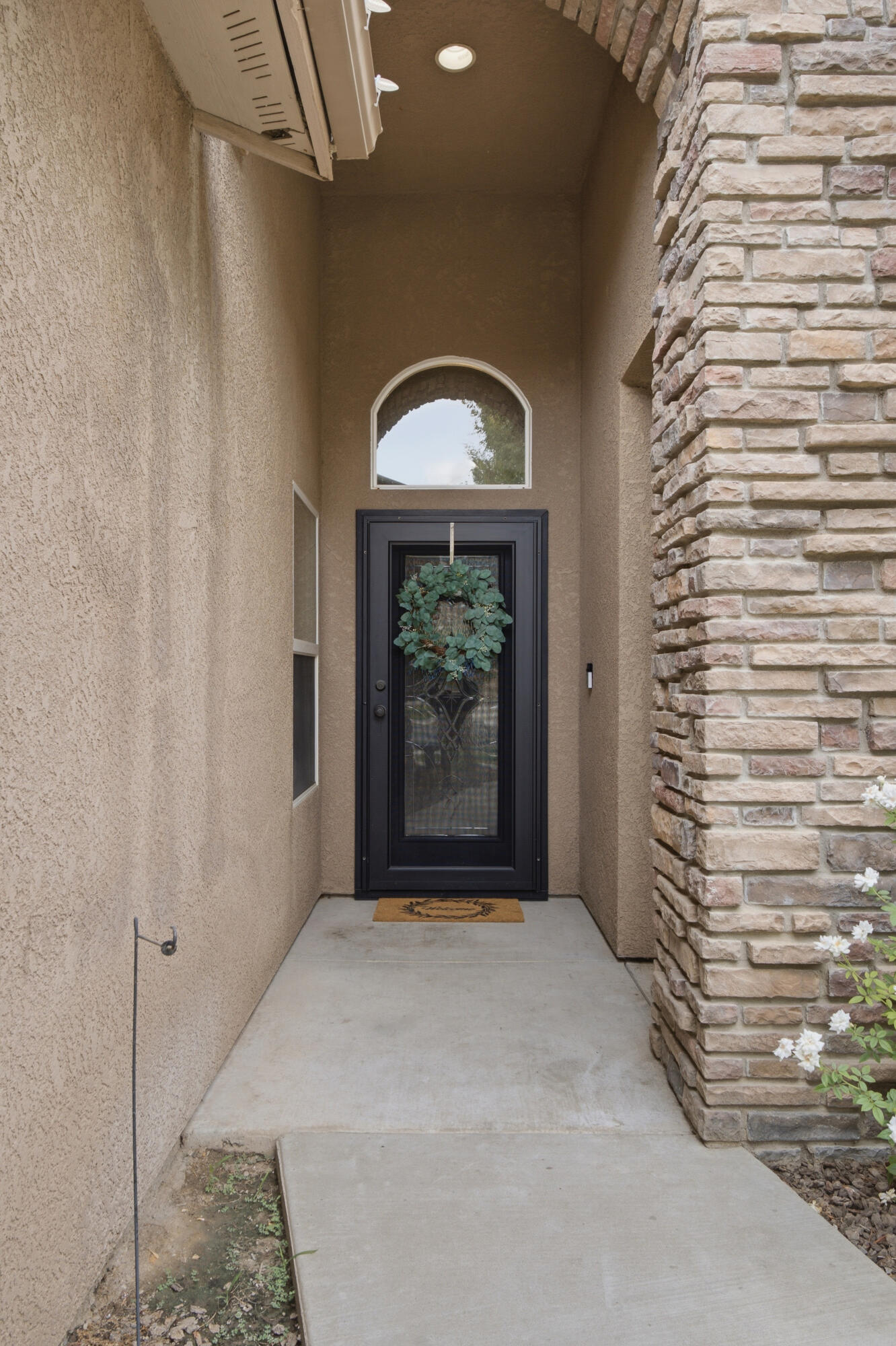 2234 N Carson Ct, Visalia, CA 93291