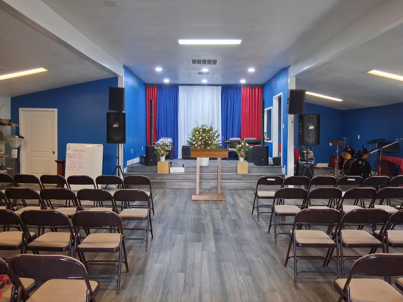 954 Walnut St, Pixley, CA 93256
