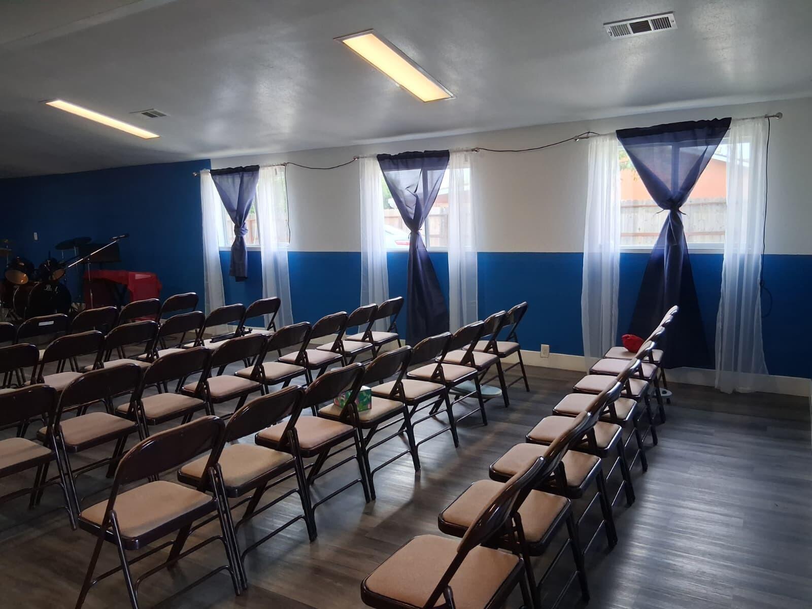 954 Walnut St, Pixley, CA 93256