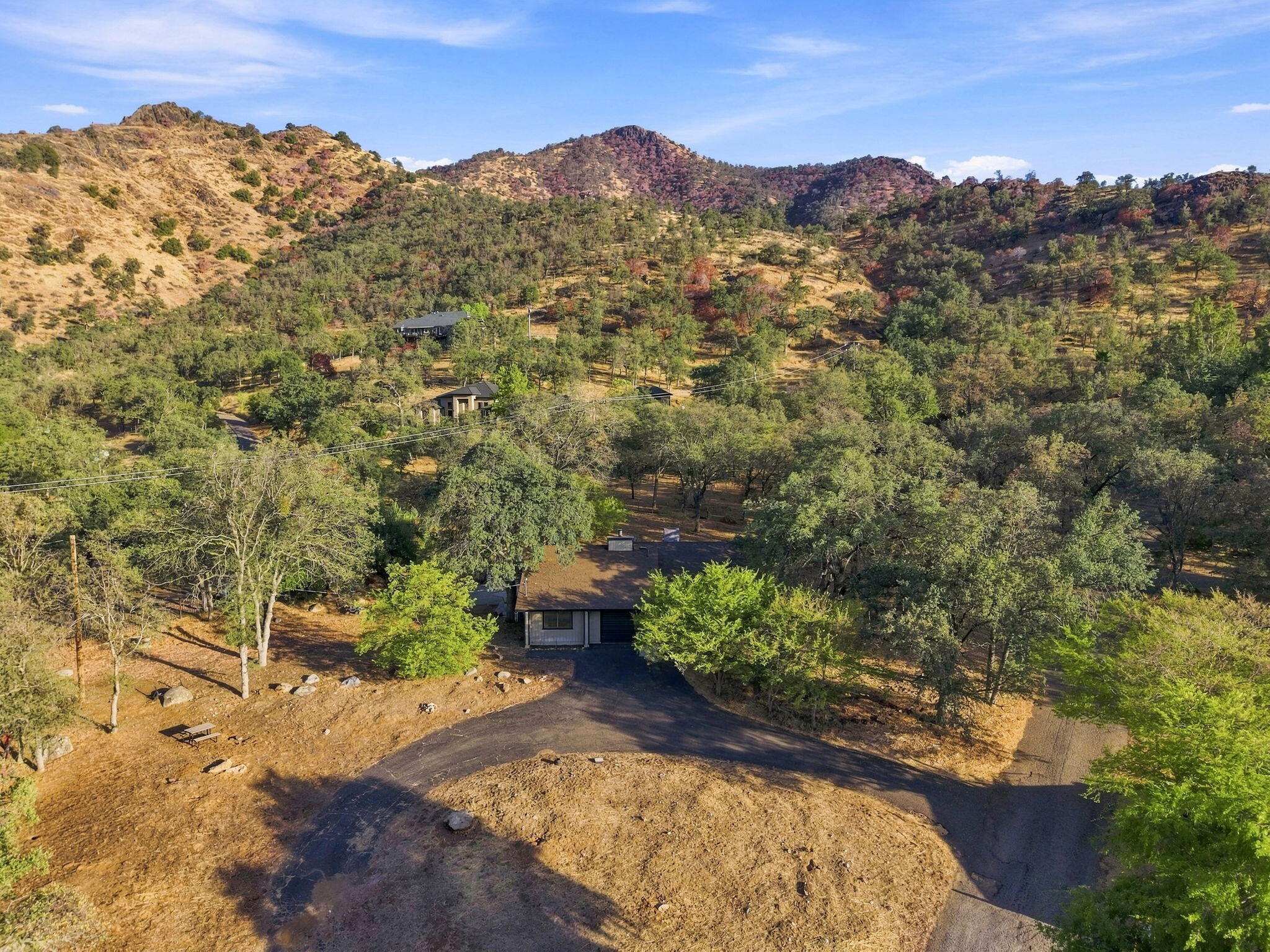41113 Oak Ridge Dr #A, Three Rivers, CA 93271