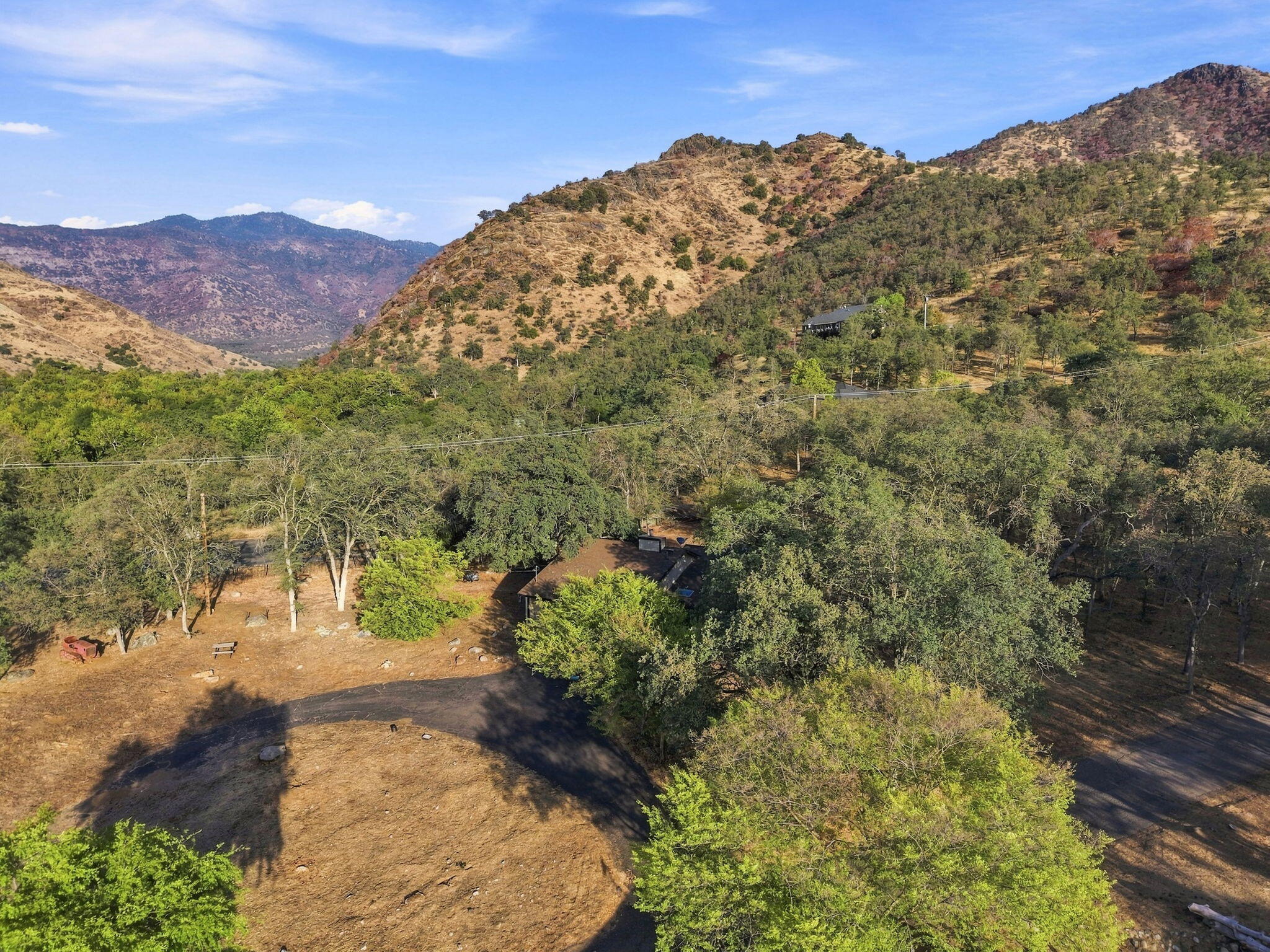 41113 Oak Ridge Dr #A, Three Rivers, CA 93271