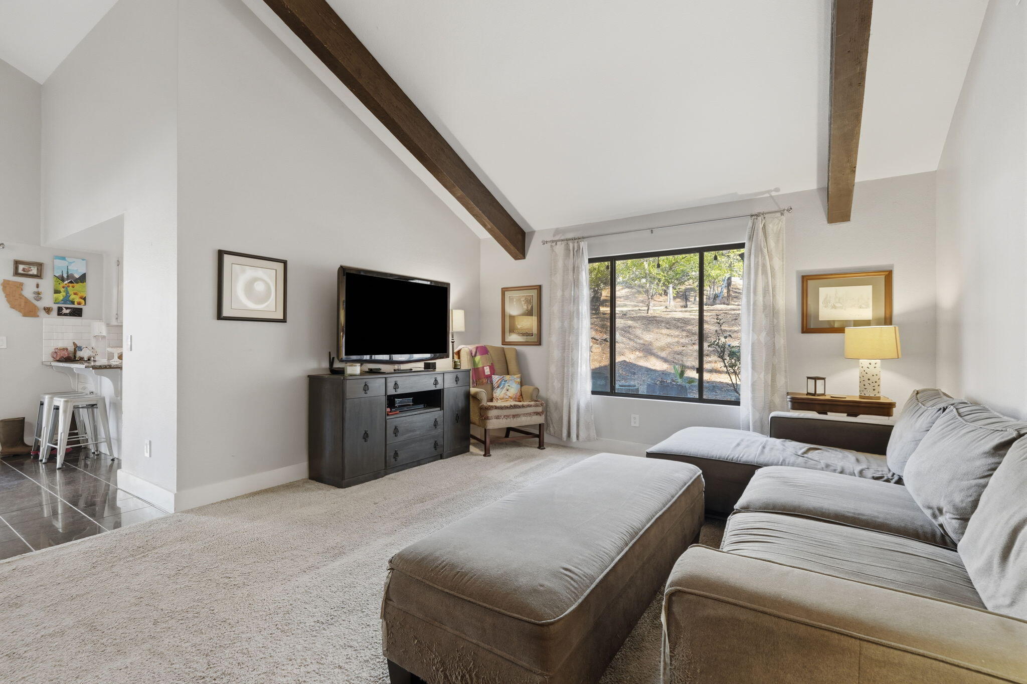 41113 Oak Ridge Dr #A, Three Rivers, CA 93271