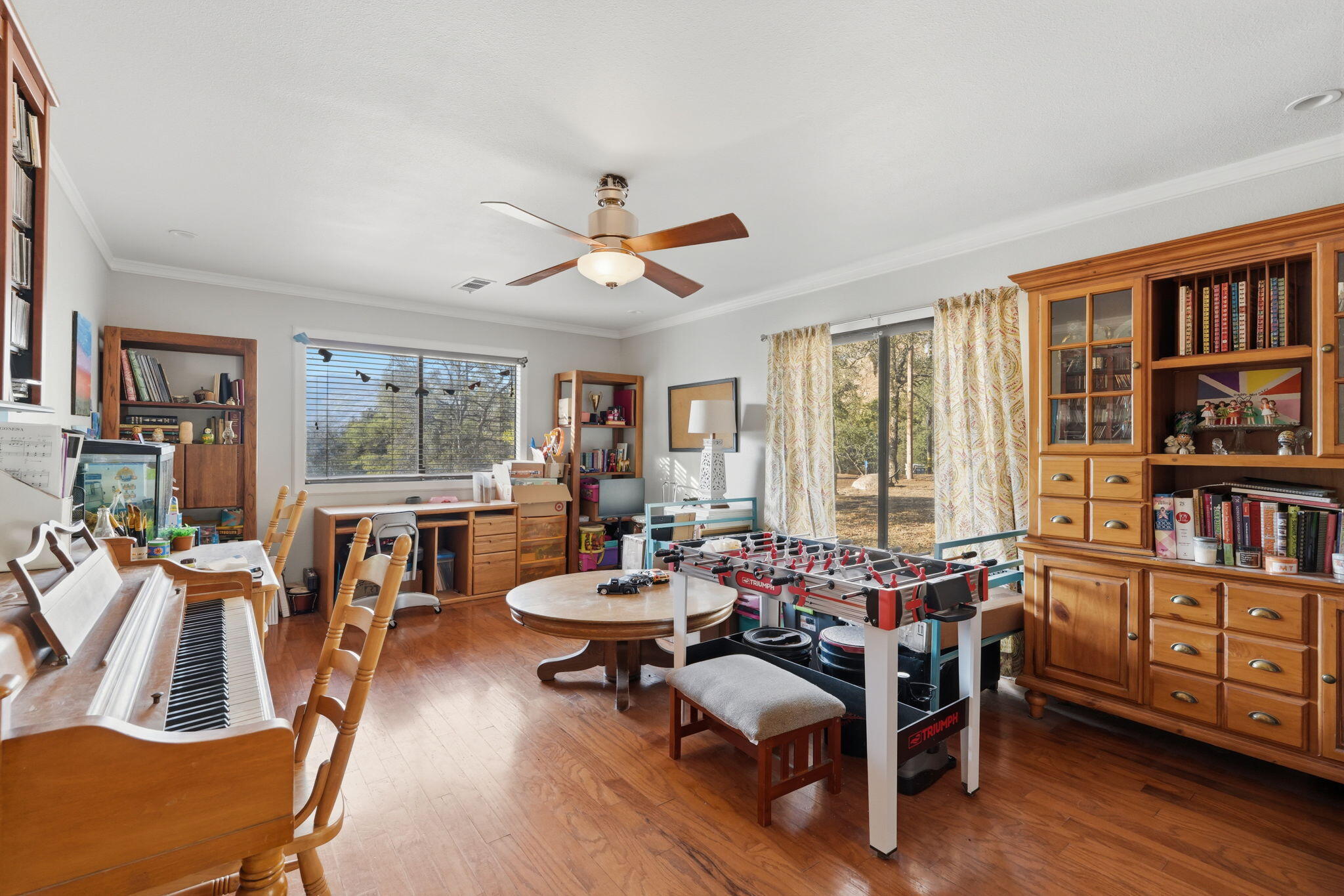 41113 Oak Ridge Dr #A, Three Rivers, CA 93271