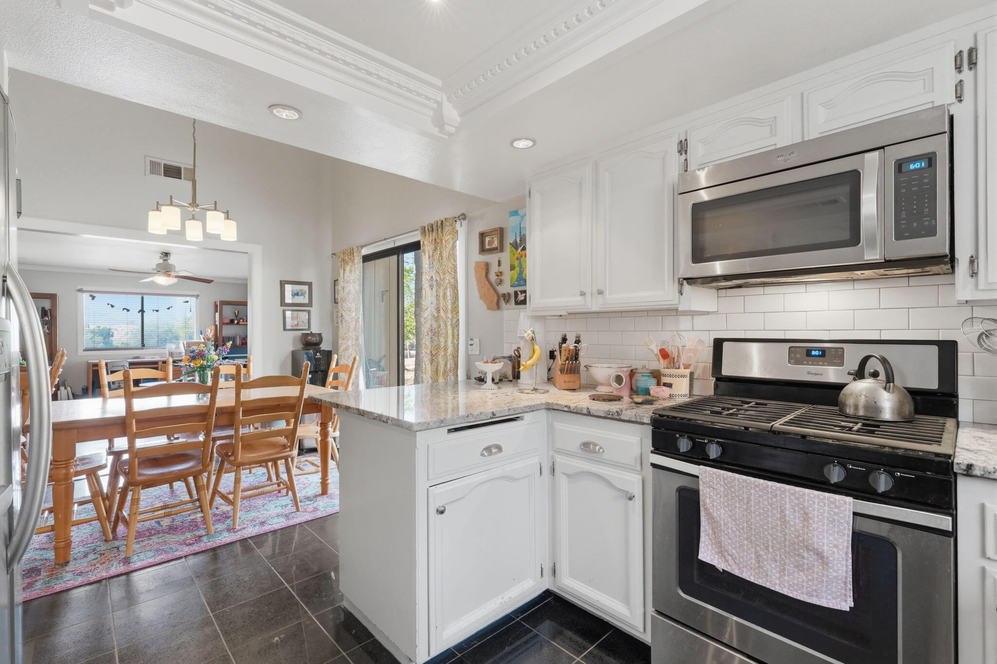 41113 Oak Ridge Dr #A, Three Rivers, CA 93271