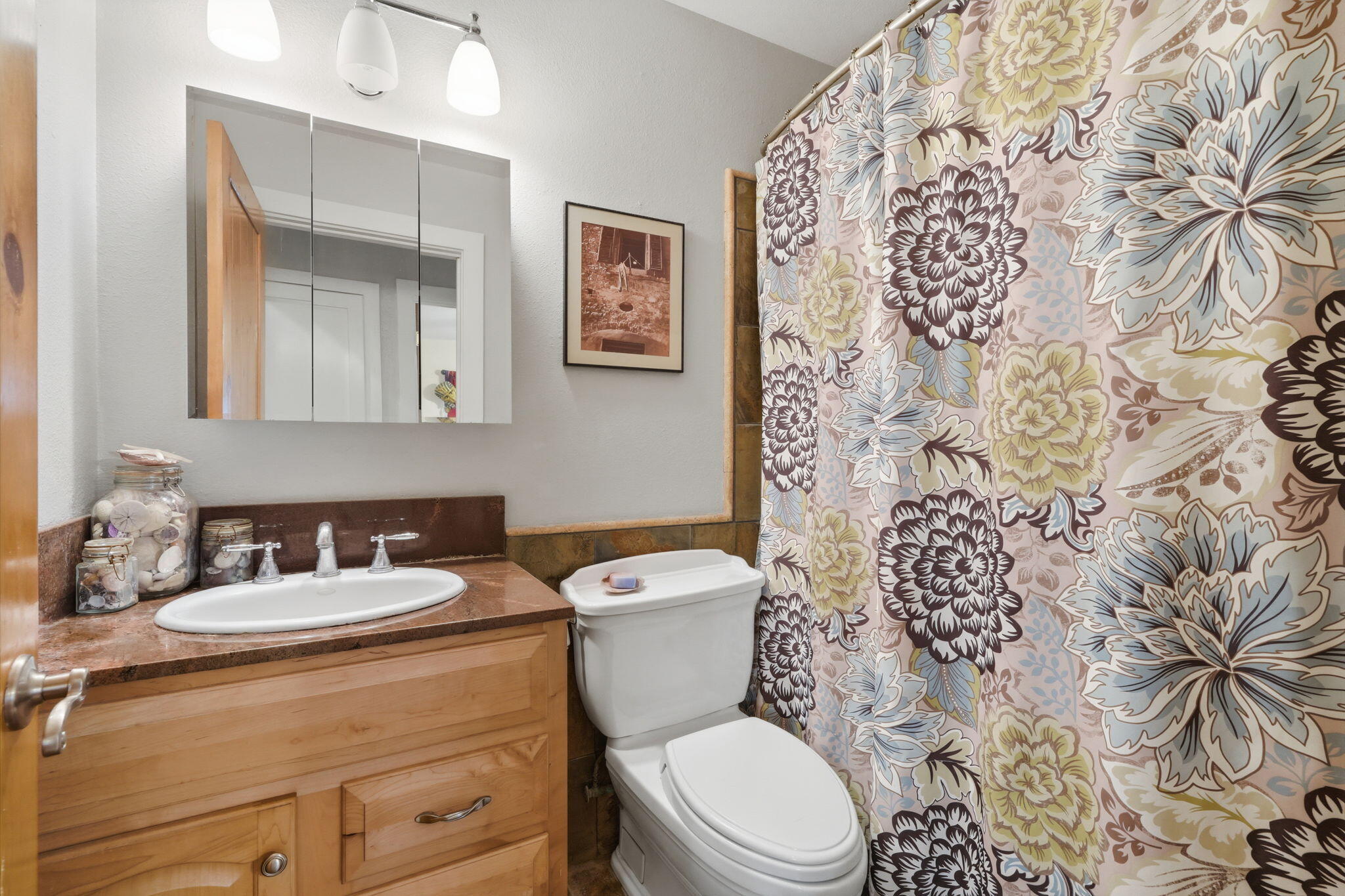 41113 Oak Ridge Dr #A, Three Rivers, CA 93271