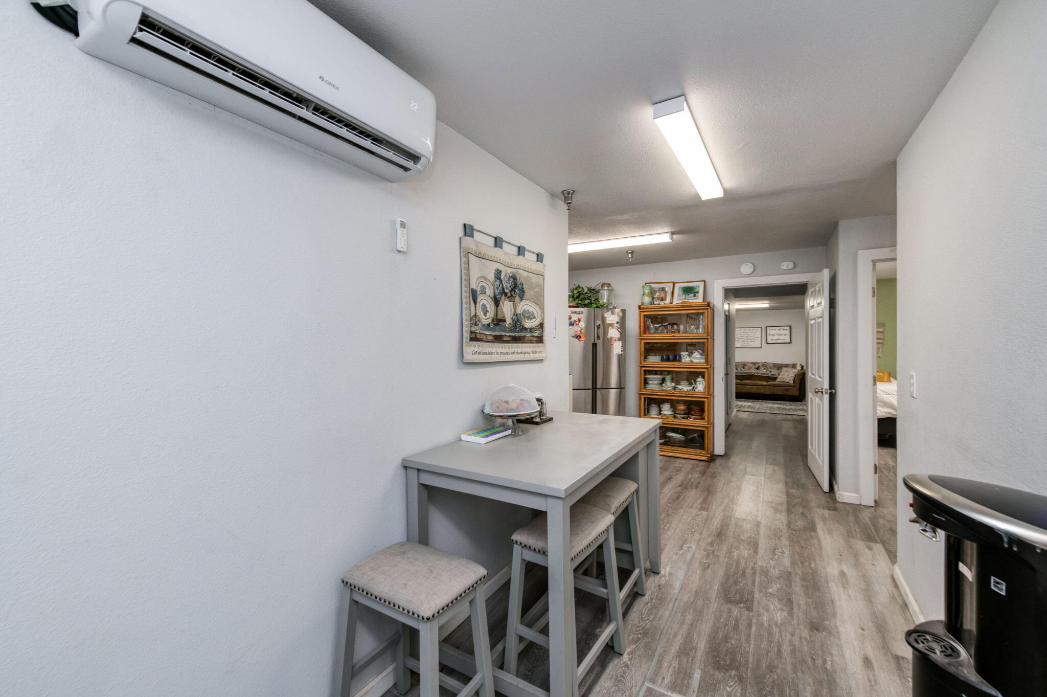 137 N L St, Dinuba, CA 93618