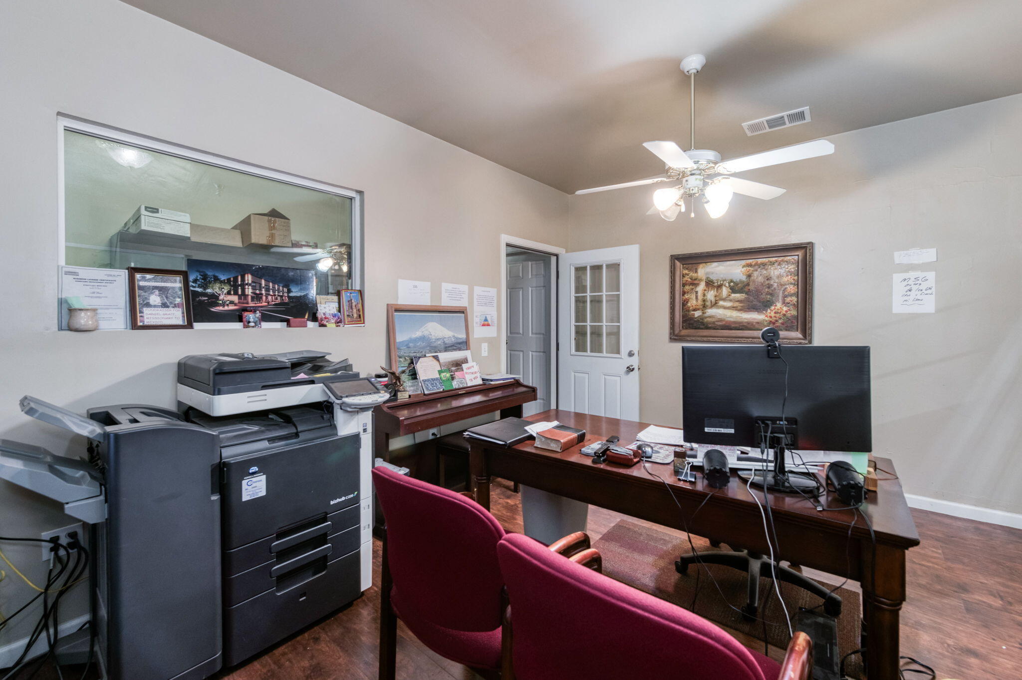 137 N L St, Dinuba, CA 93618