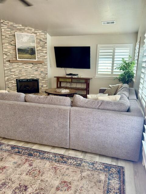 38426 Sierra Dr, Three Rivers, CA 93271