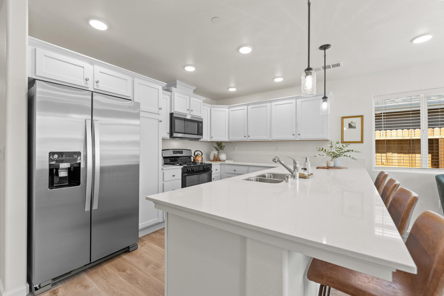 30631 Marigold Rd, Visalia, CA 93291