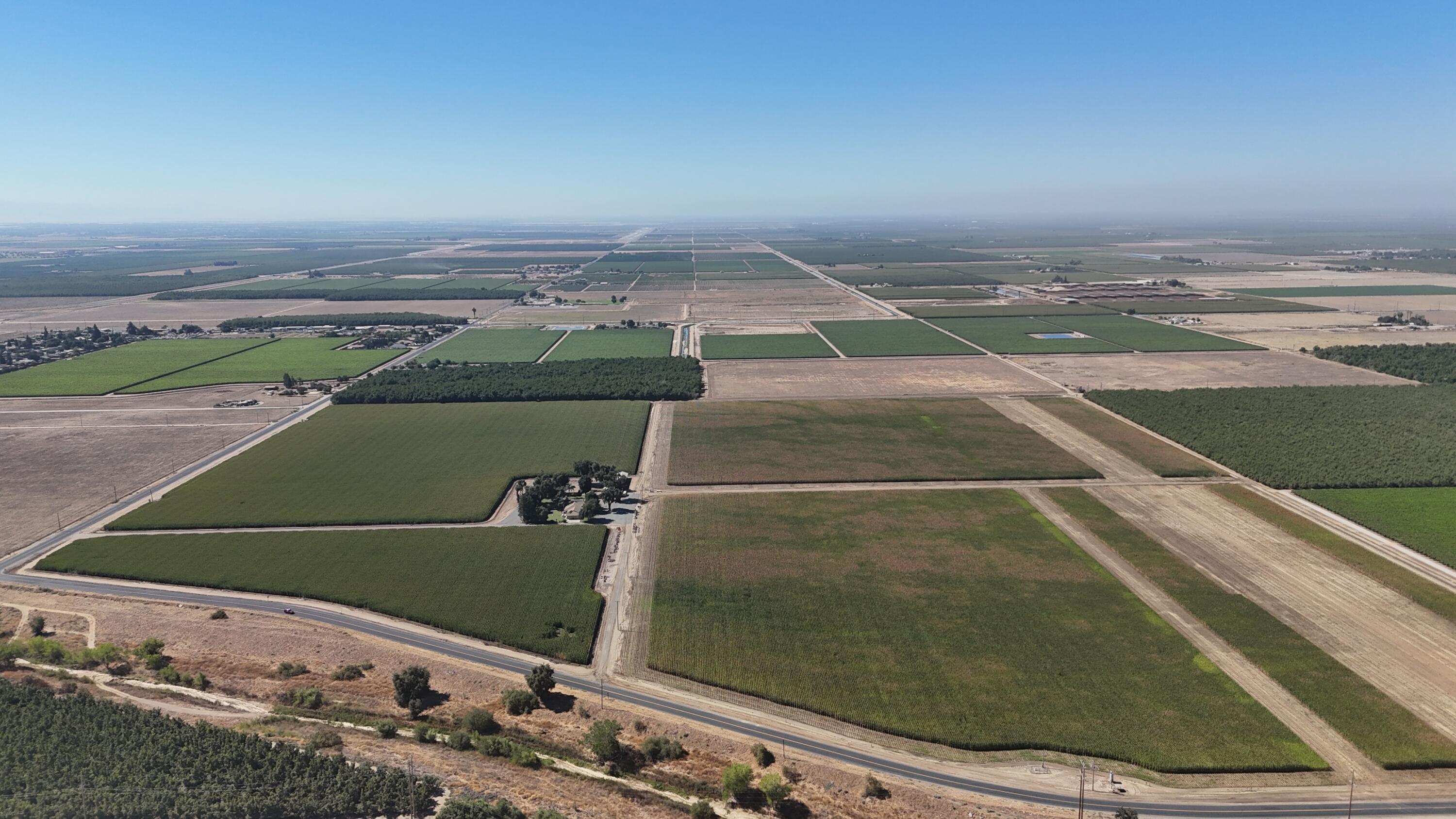 15827 Rd 208, Porterville, CA 93257