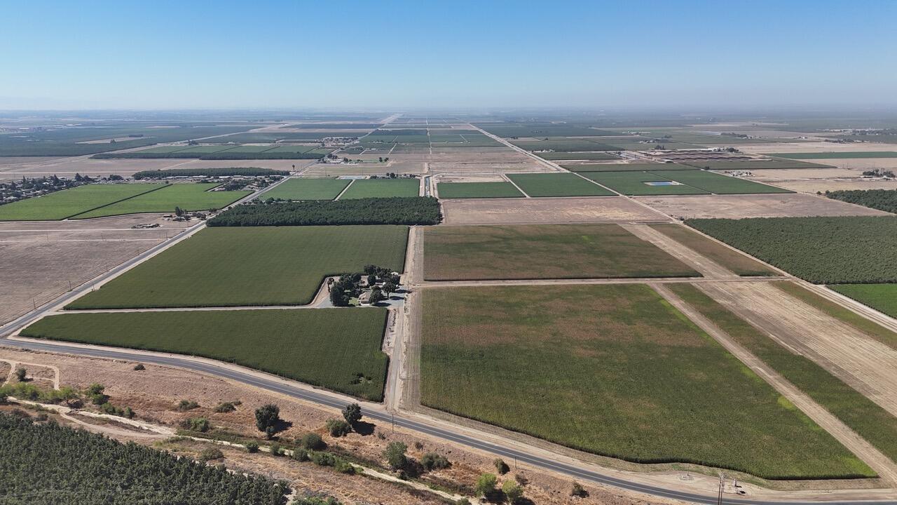15827 Rd 208, Porterville, CA 93257