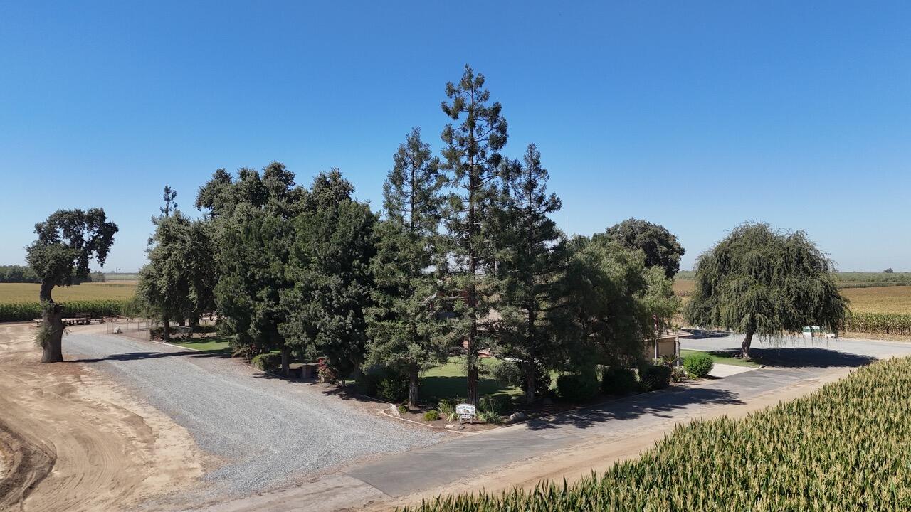 15827 Rd 208, Porterville, CA 93257