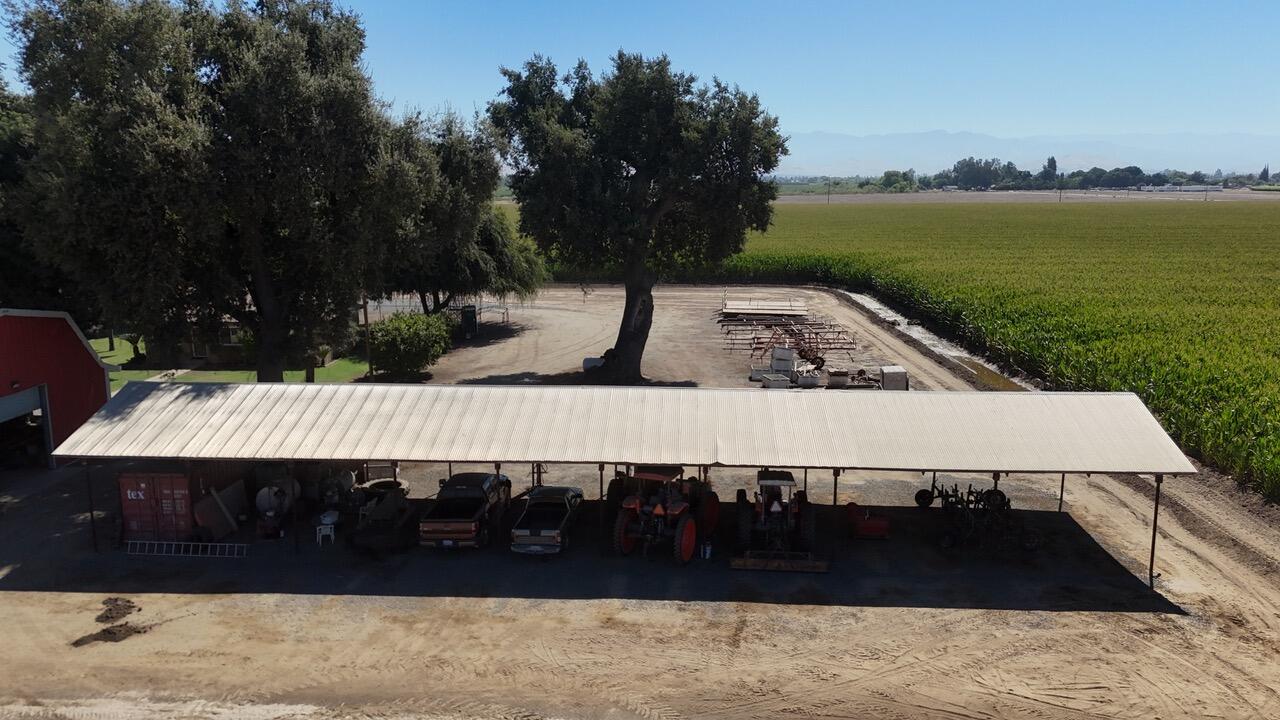 15827 Rd 208, Porterville, CA 93257