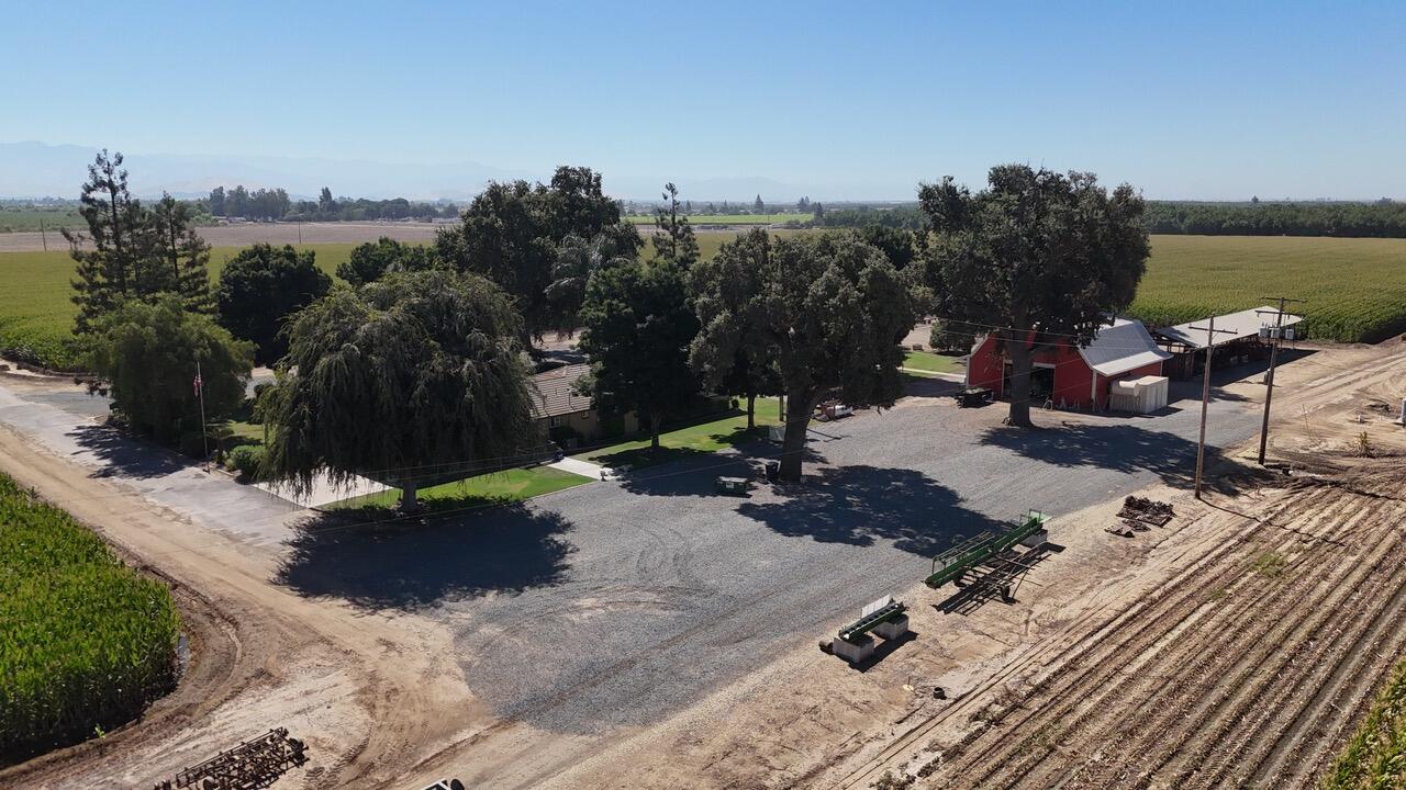 15827 Rd 208, Porterville, CA 93257