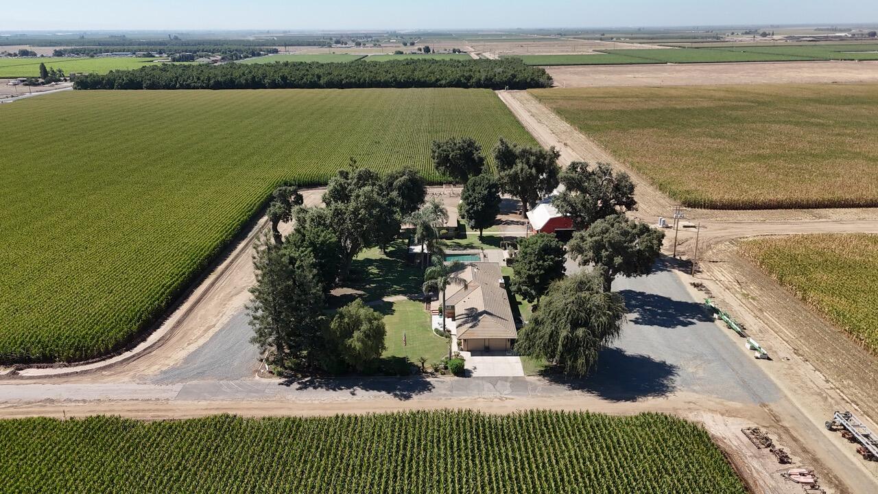15827 Rd 208, Porterville, CA 93257