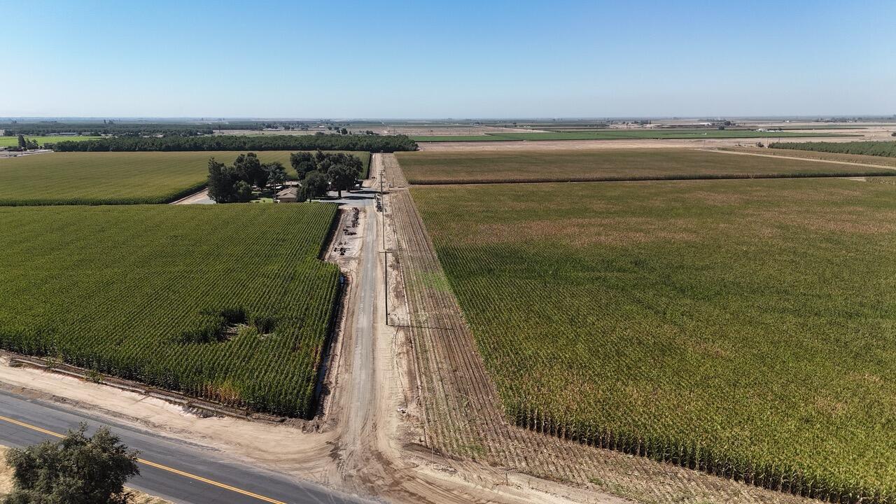15827 Rd 208, Porterville, CA 93257