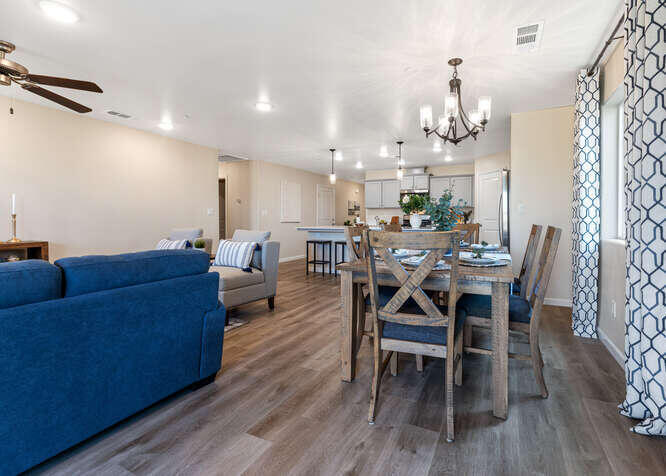 7091 Oriole Ave, Visalia, CA 93291