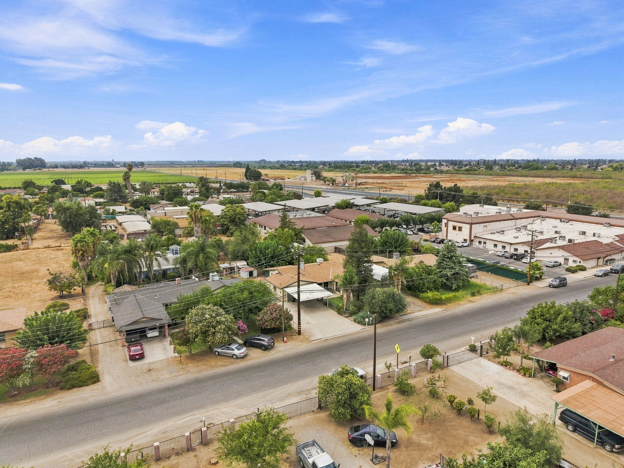 861 Halsey St, Porterville, CA 93257