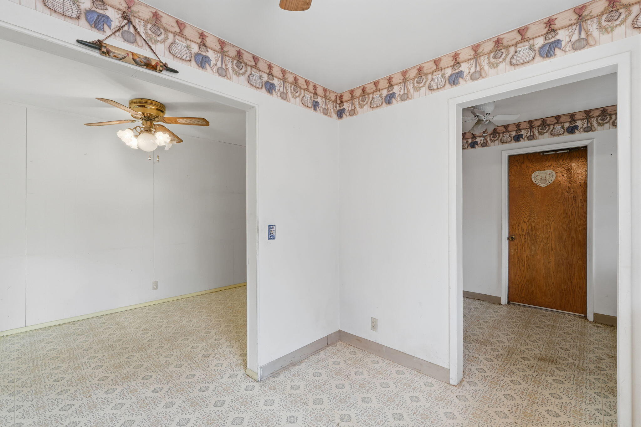 861 Halsey St, Porterville, CA 93257