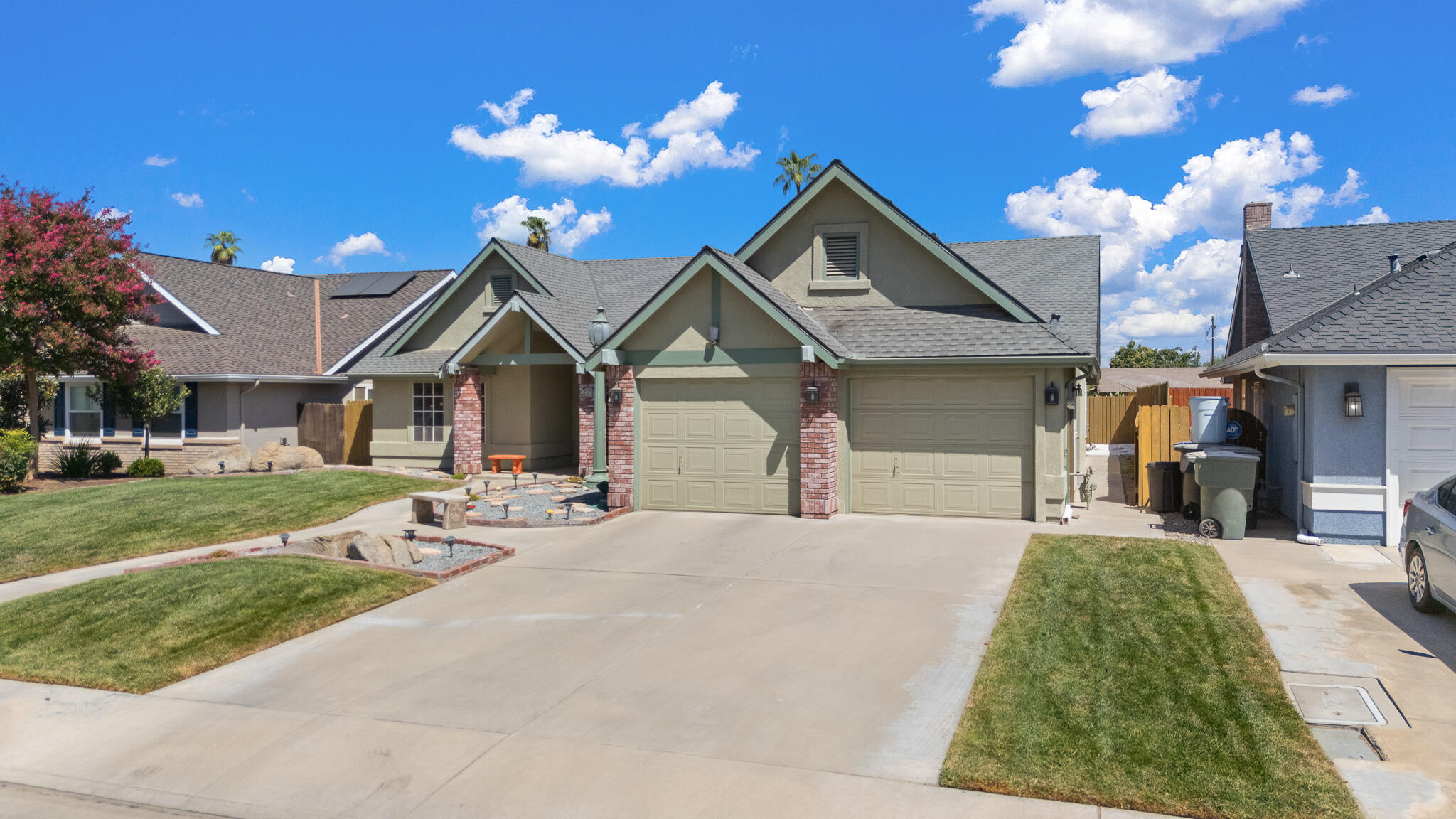 4412 W Orchard Ave, Visalia, CA 93277