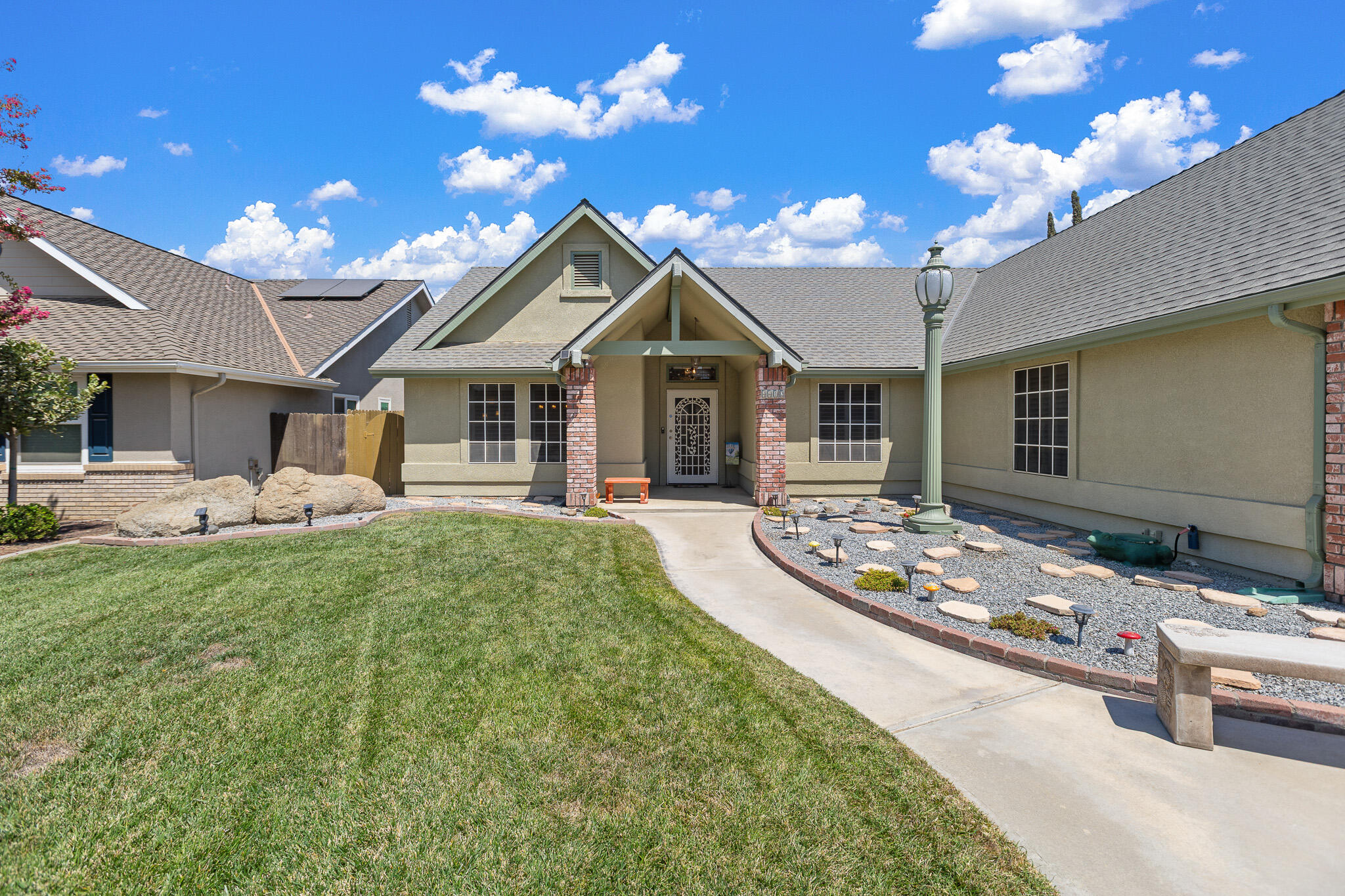 4412 W Orchard Ave, Visalia, CA 93277