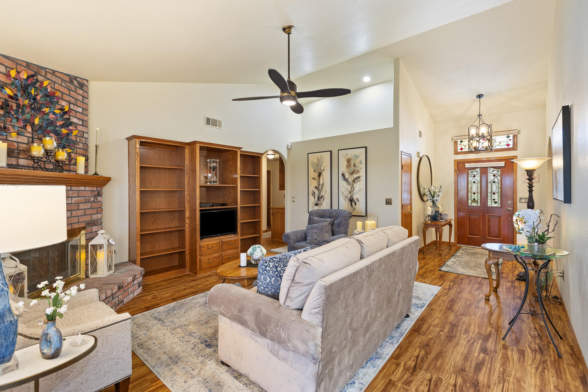 4412 W Orchard Ave, Visalia, CA 93277