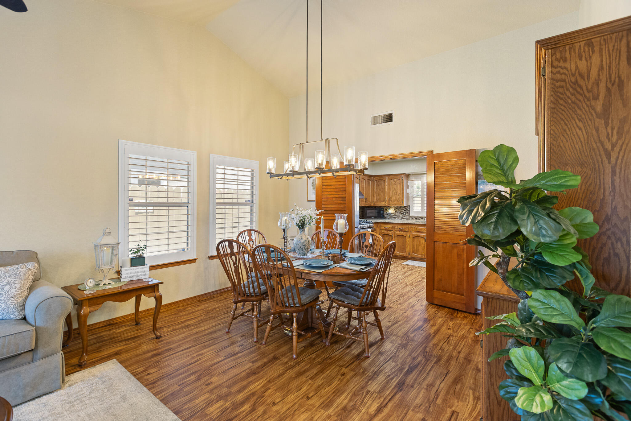 4412 W Orchard Ave, Visalia, CA 93277