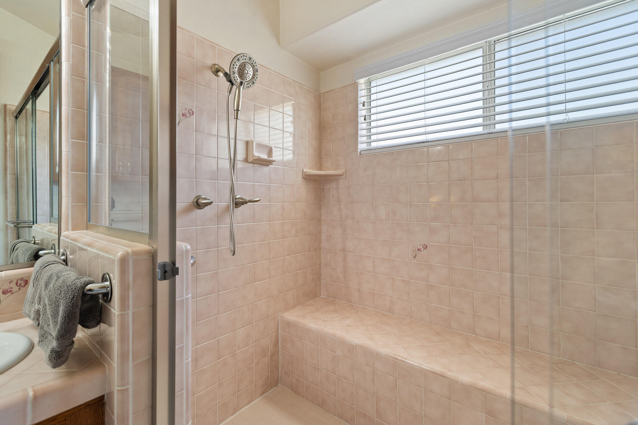 4412 W Orchard Ave, Visalia, CA 93277