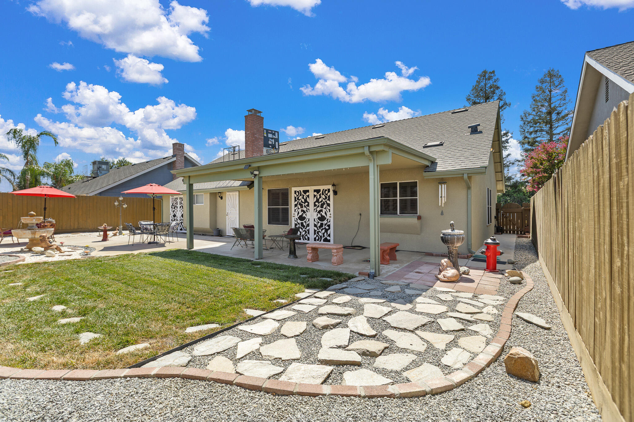 4412 W Orchard Ave, Visalia, CA 93277