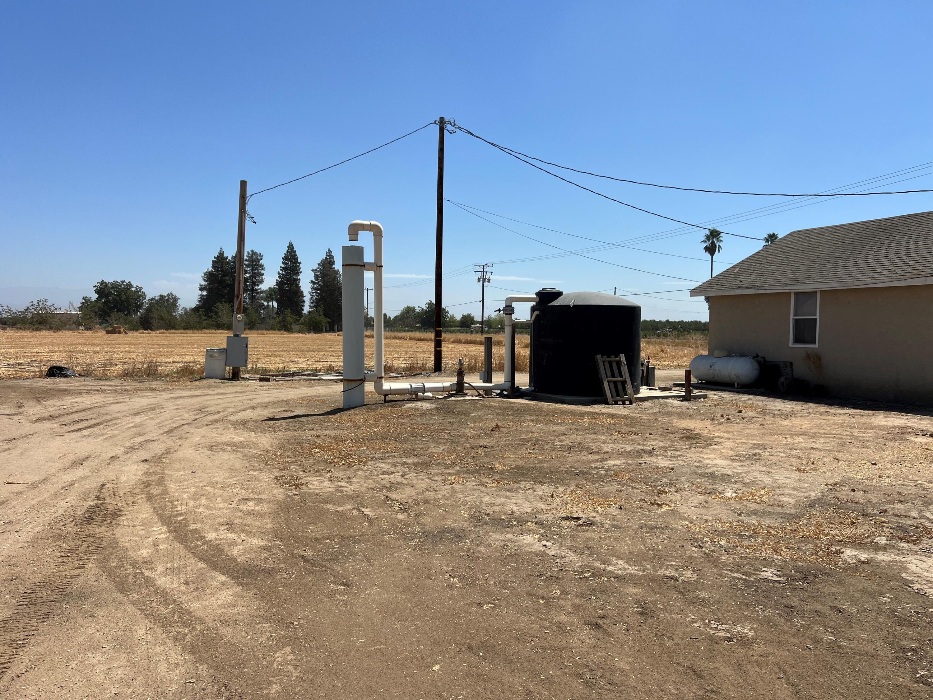 0, Strathmore, CA 93267