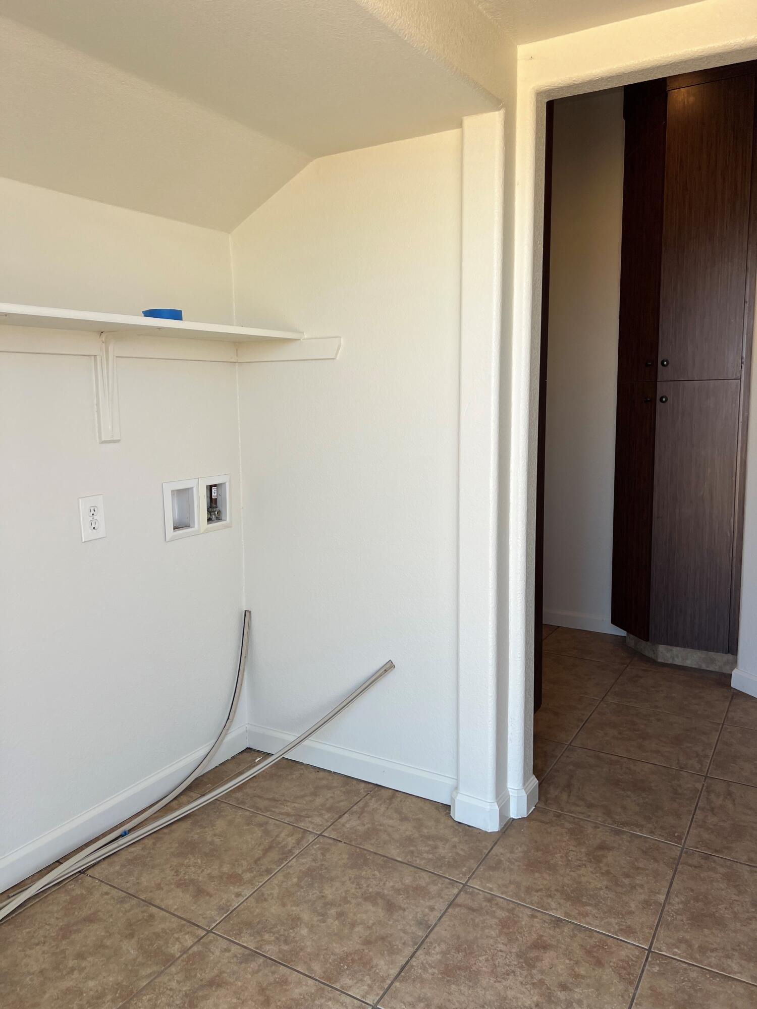 0, Strathmore, CA 93267