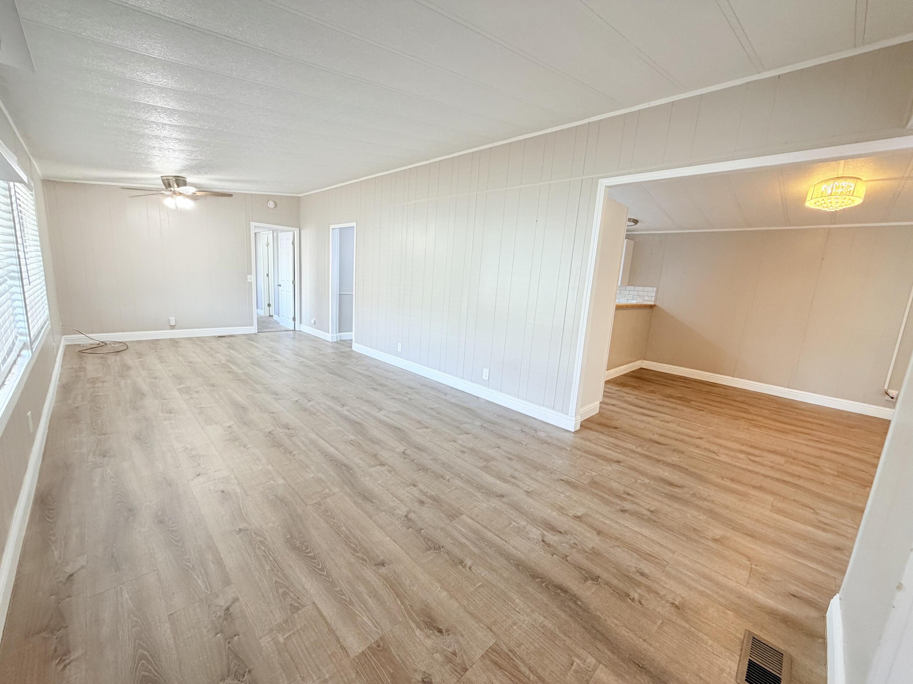 720 W E Worth Ave, Porterville, CA 93257